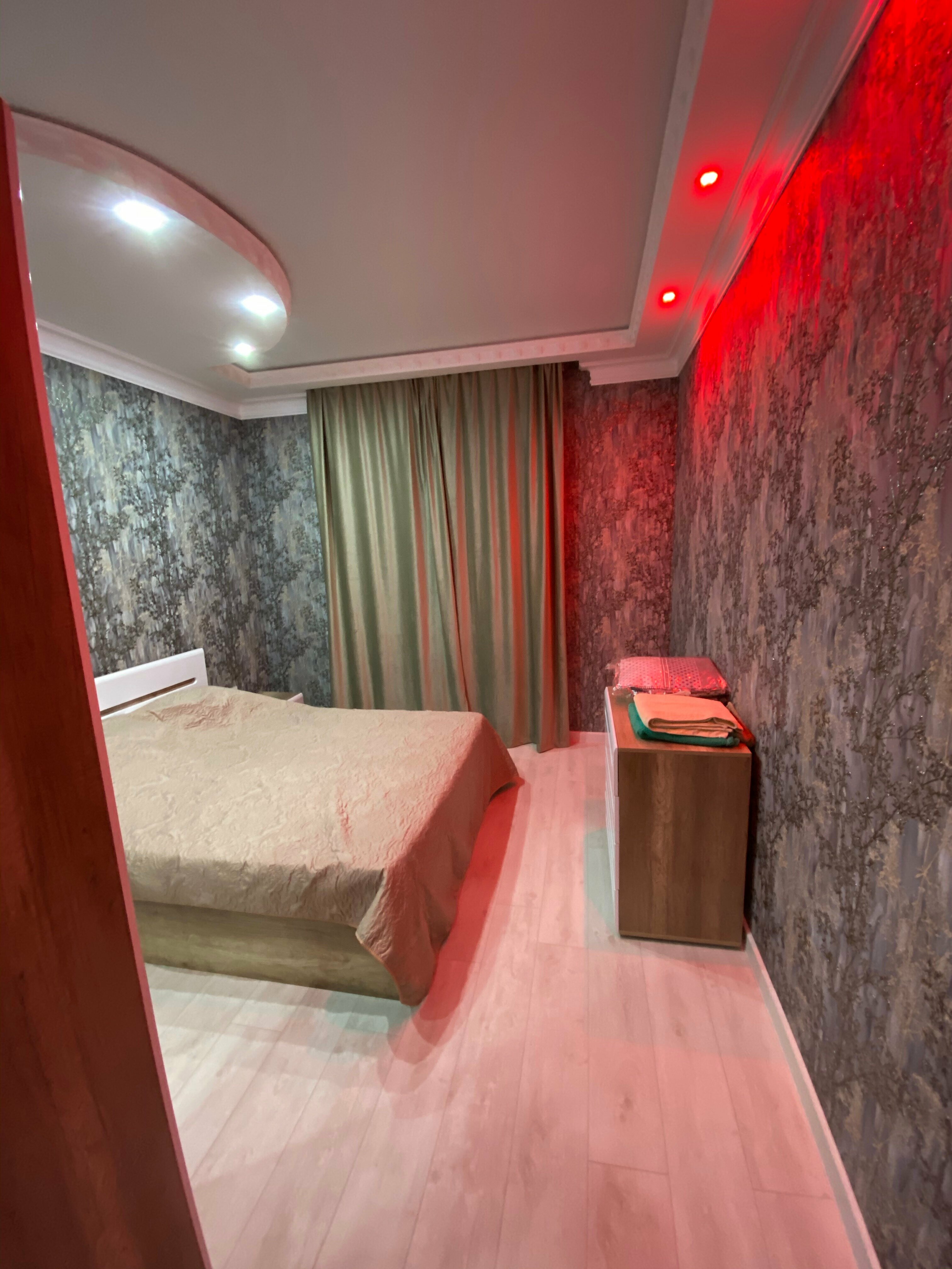 Cемейный номер с собственной ванной комнатой