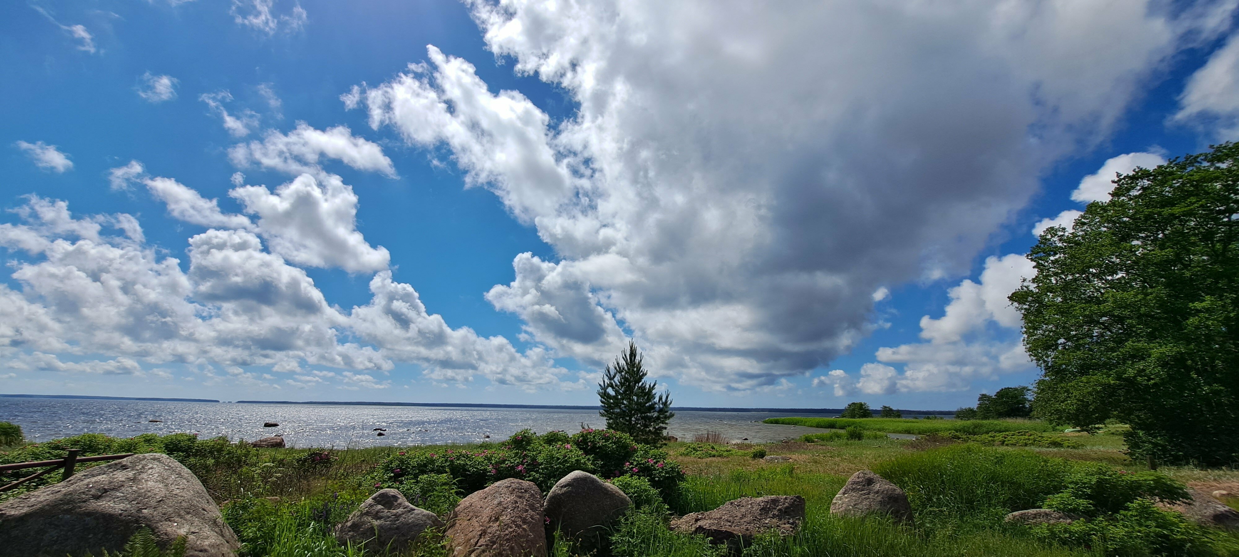 Коттедж Делюкс