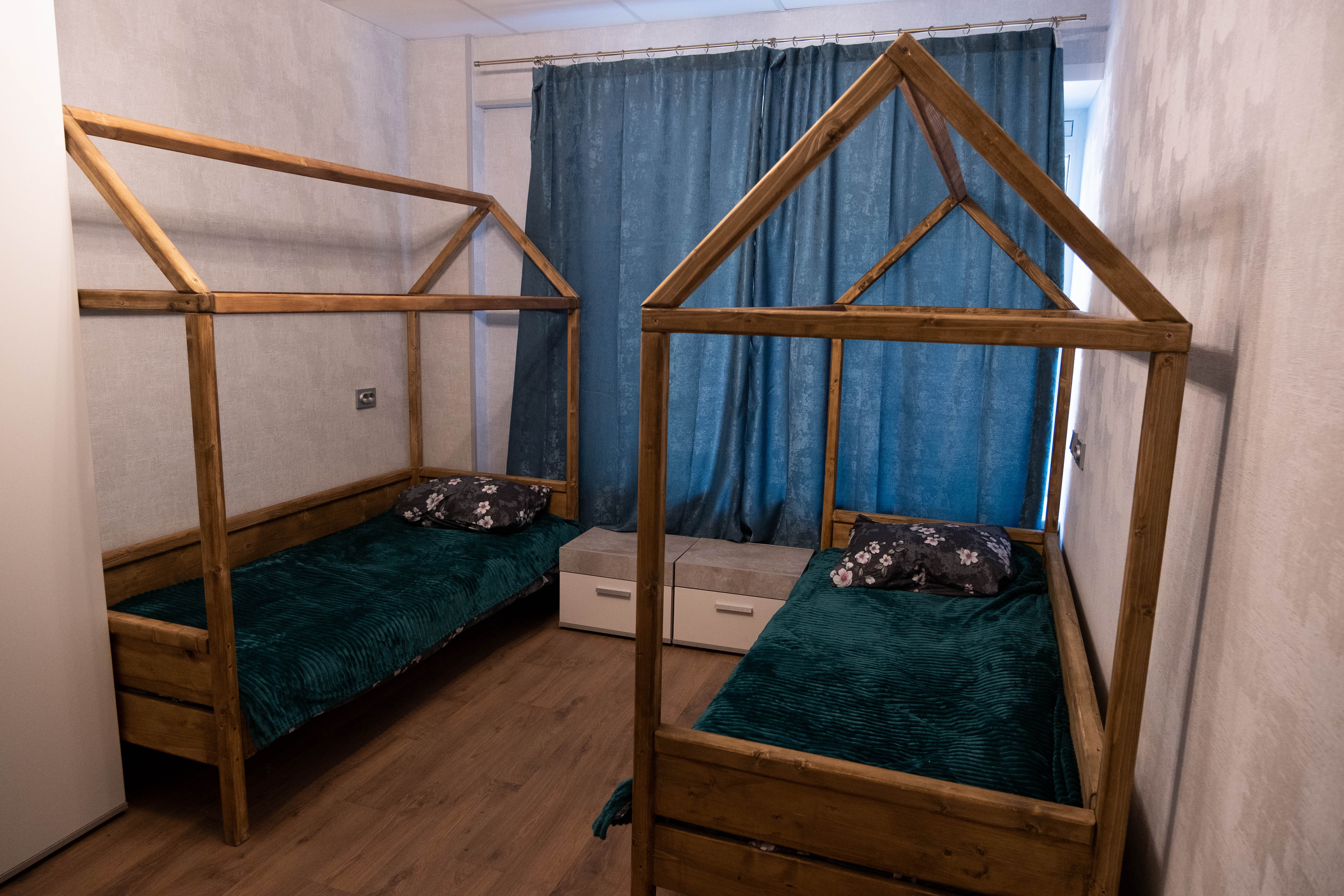 Двухместный с 1 кроватью или 2 отдельными кроватями и душем