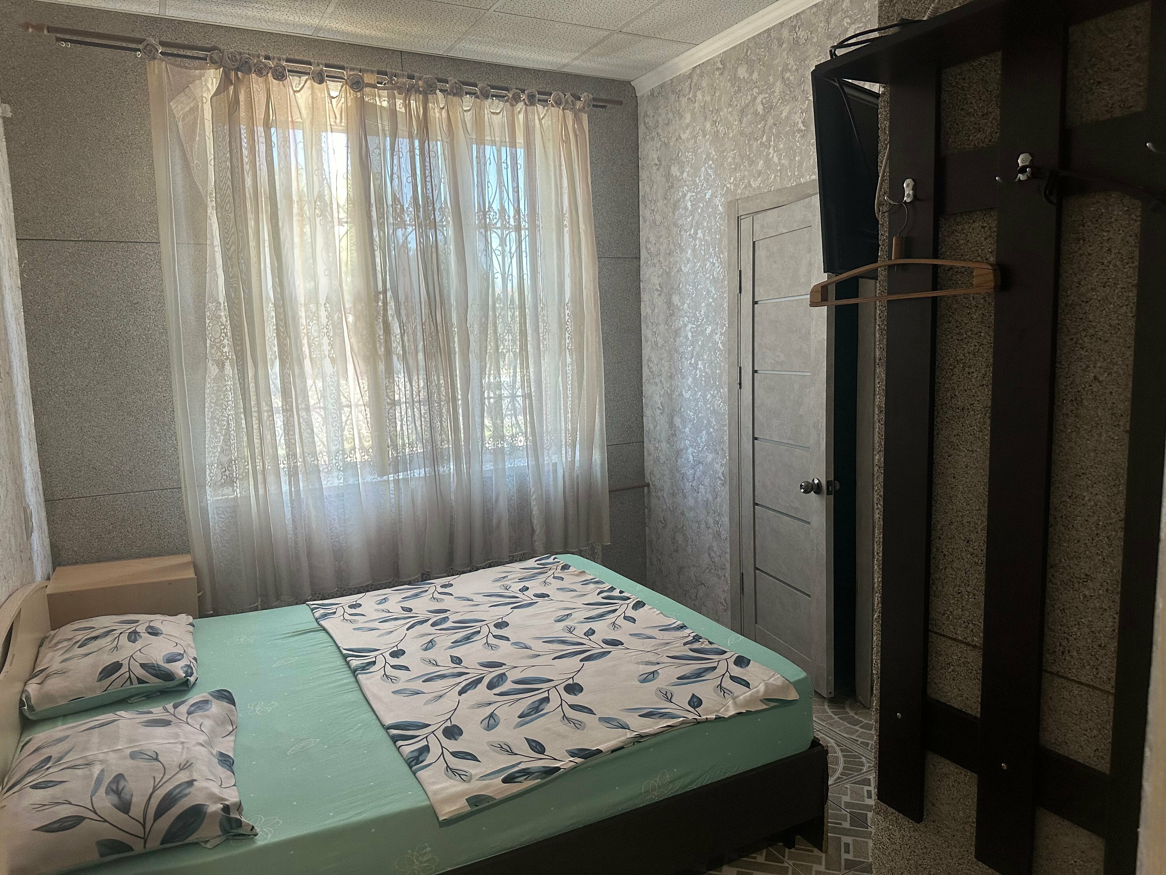 Небольшой двухместный номер с 1 кроватью