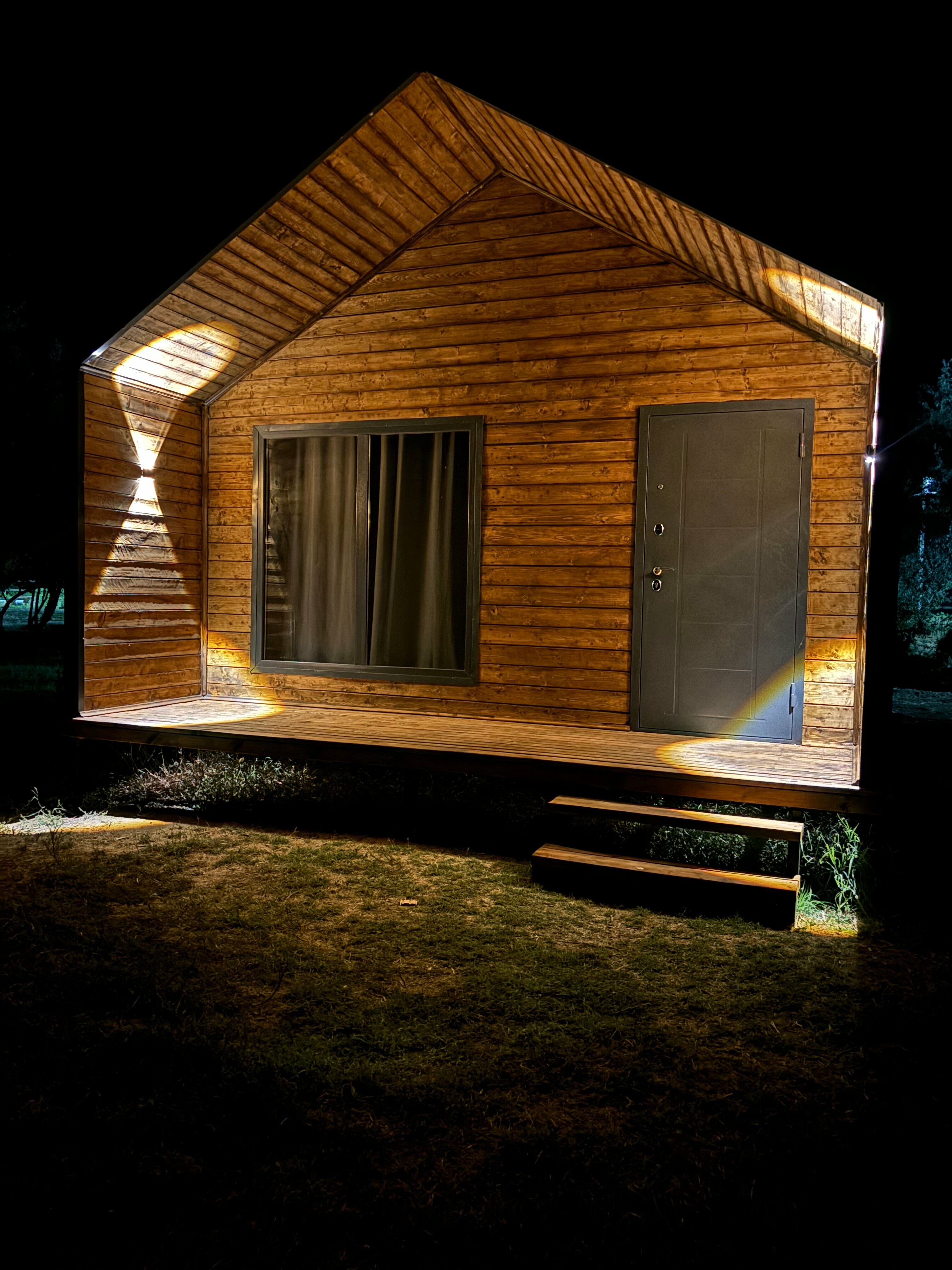 Четырехместный номер с ванной комнатой