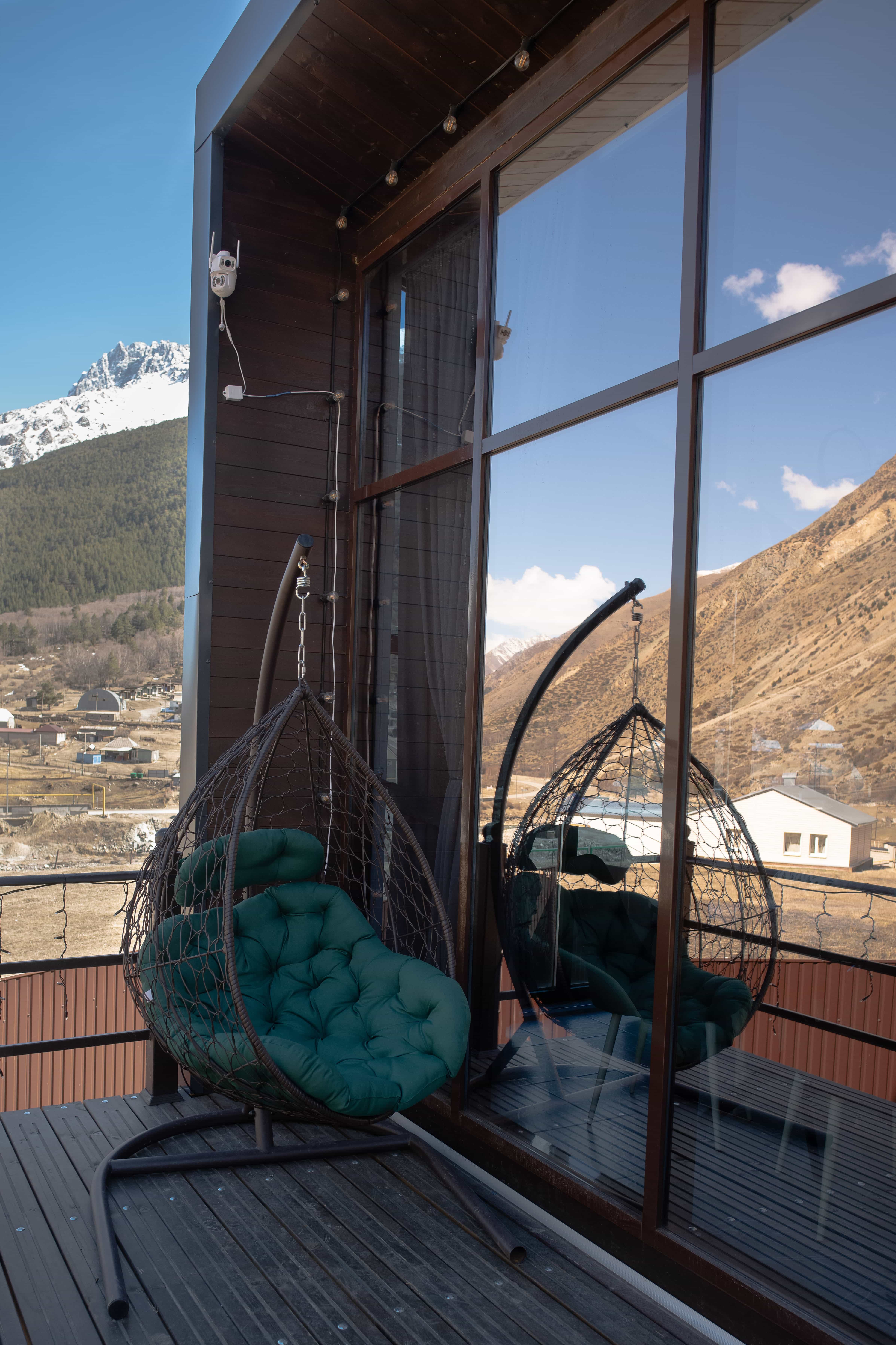 Дом с видом на горы