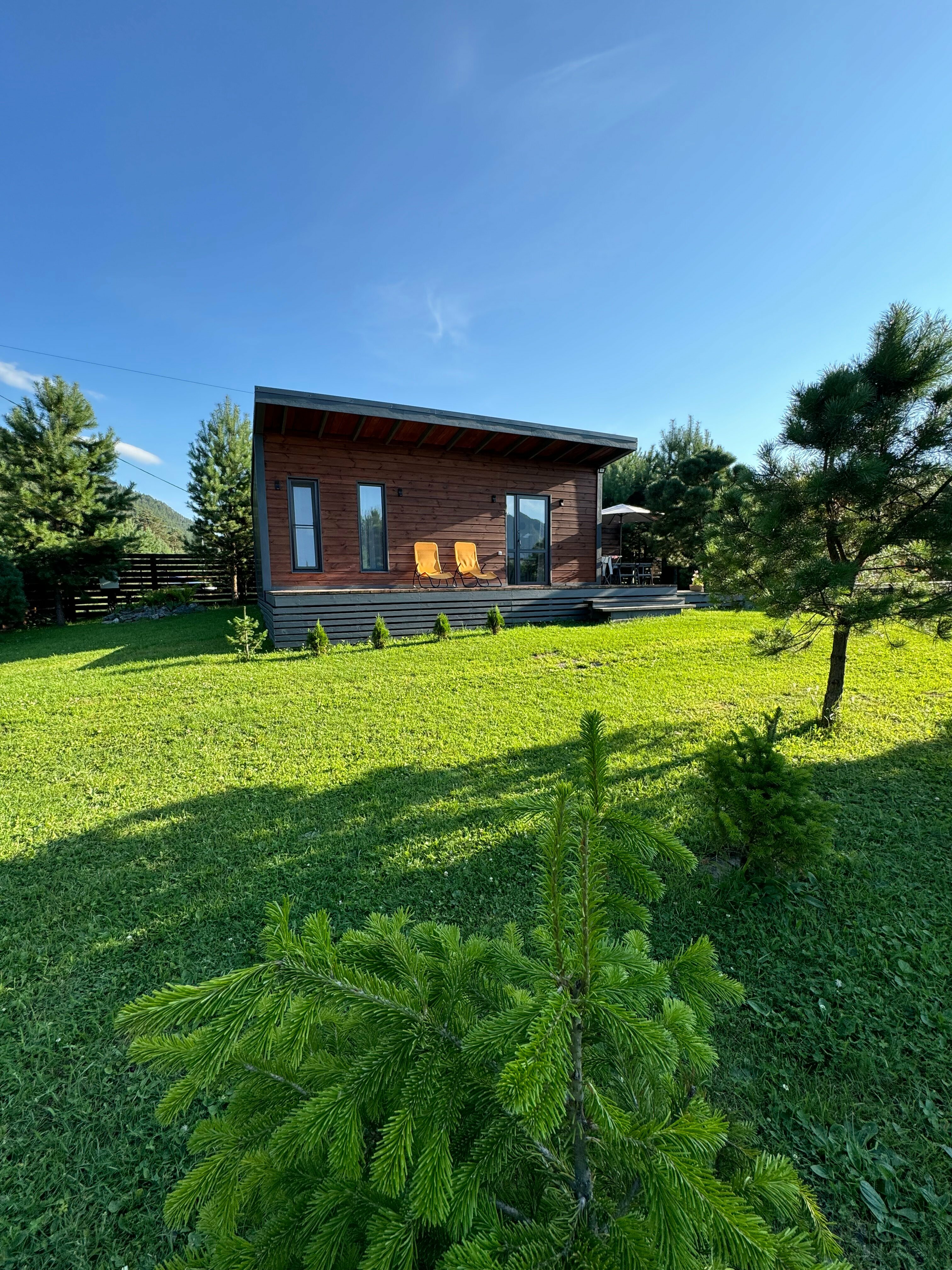 Четырехместный номер с видом на горы