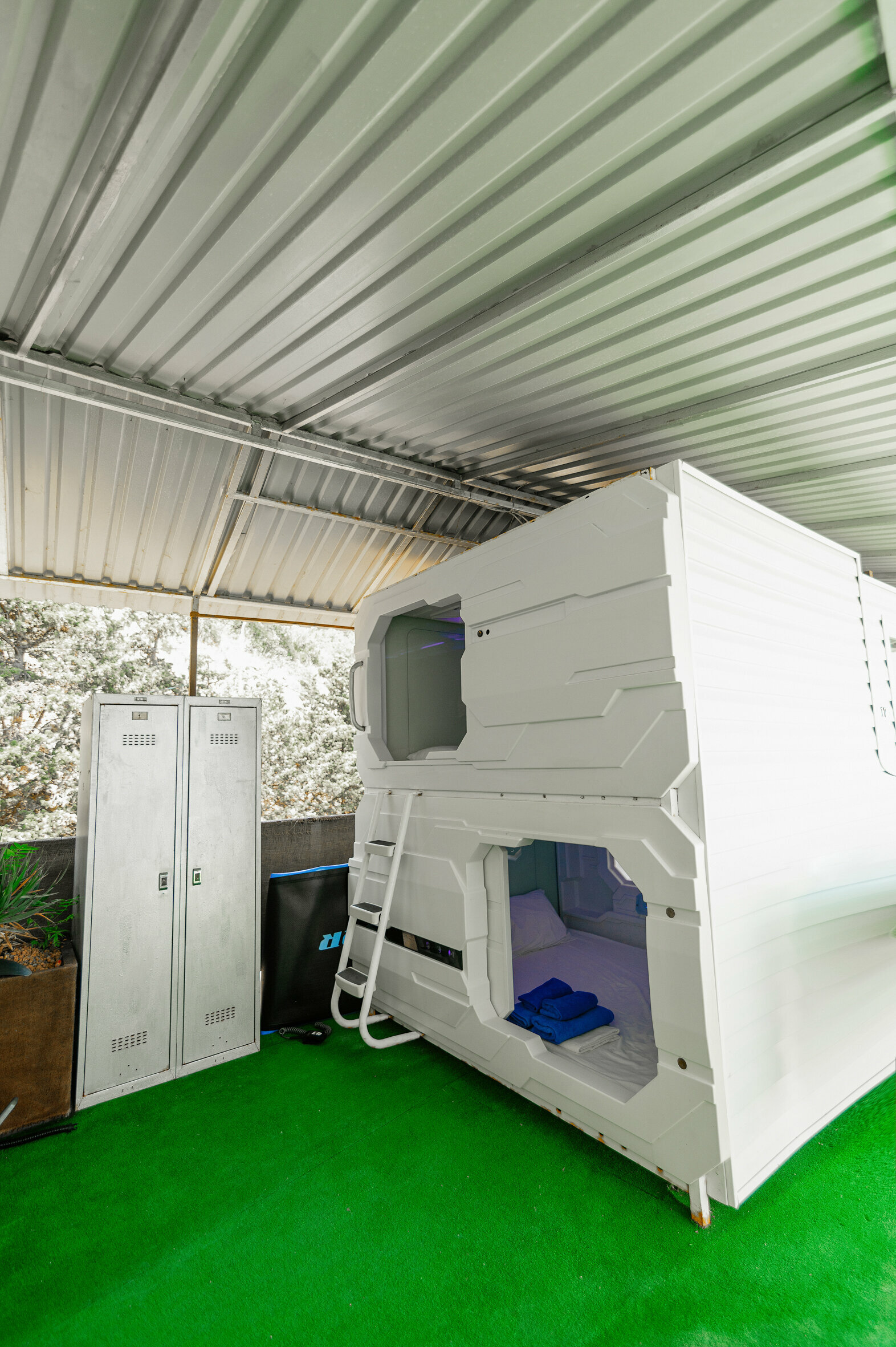 Двухместная капсула