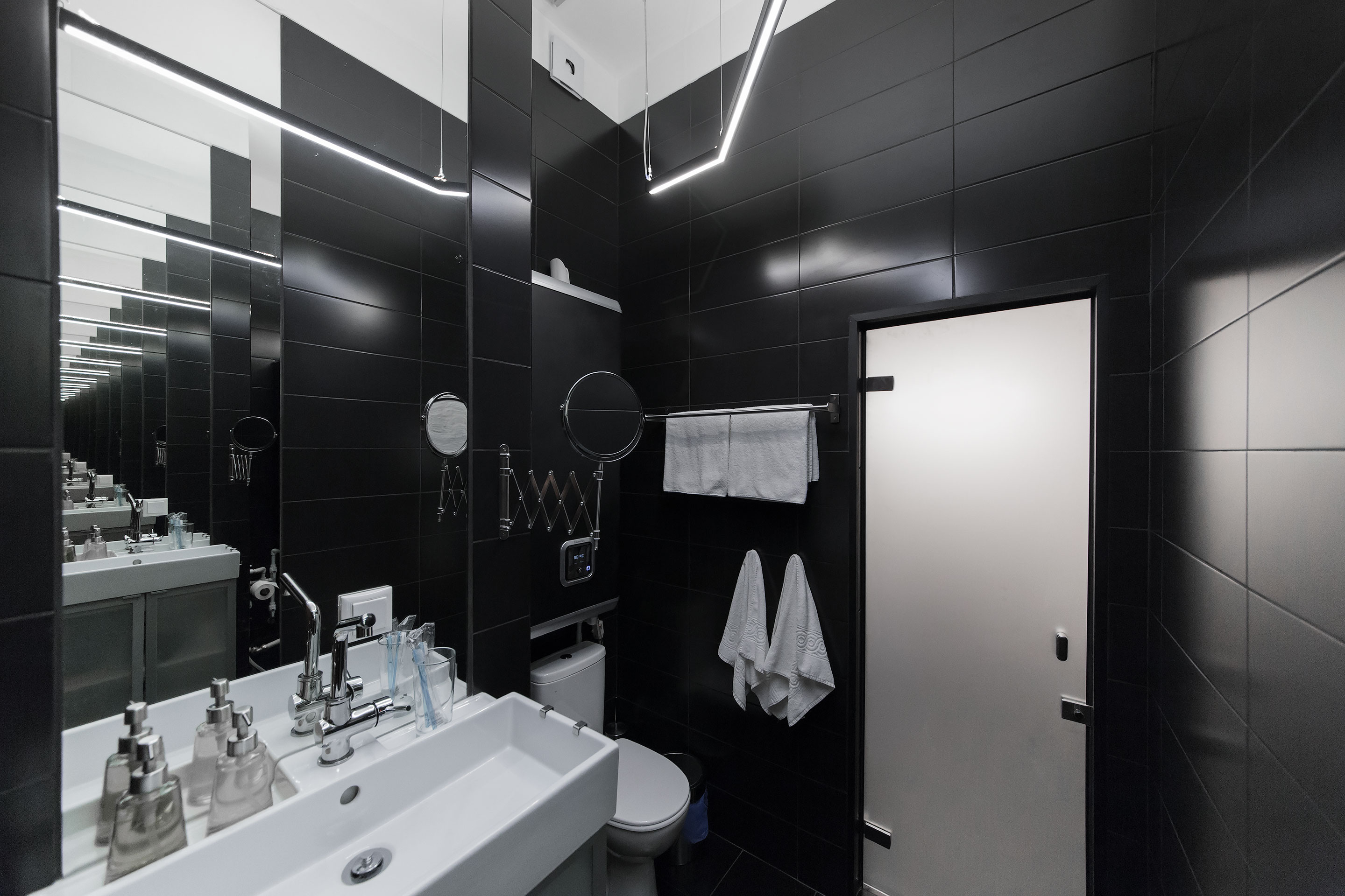 Номер-студия с кроватью размера «queen-size»