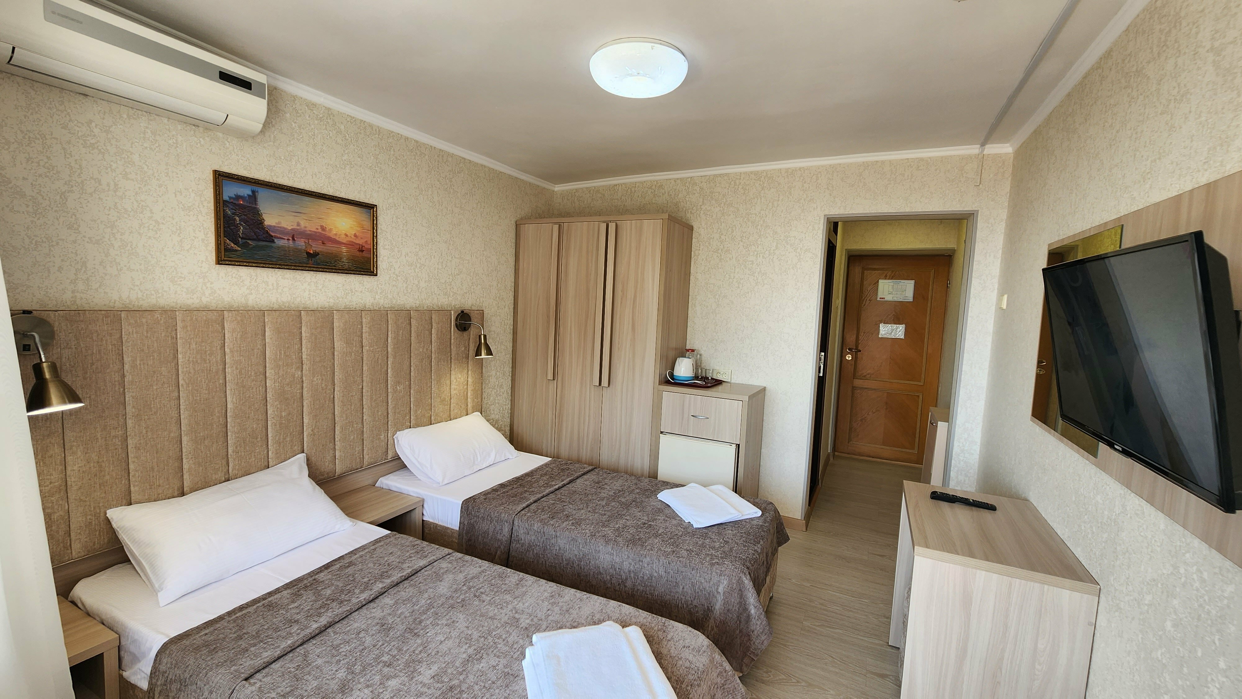 Двухместный номер с 1 кроватью или 2 отдельными кроватями и балконом