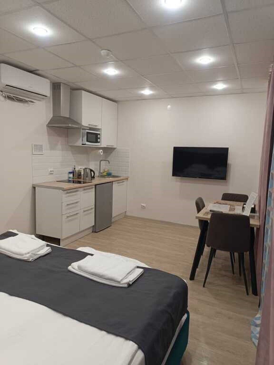 Большой двухместный номер с 1 кроватью