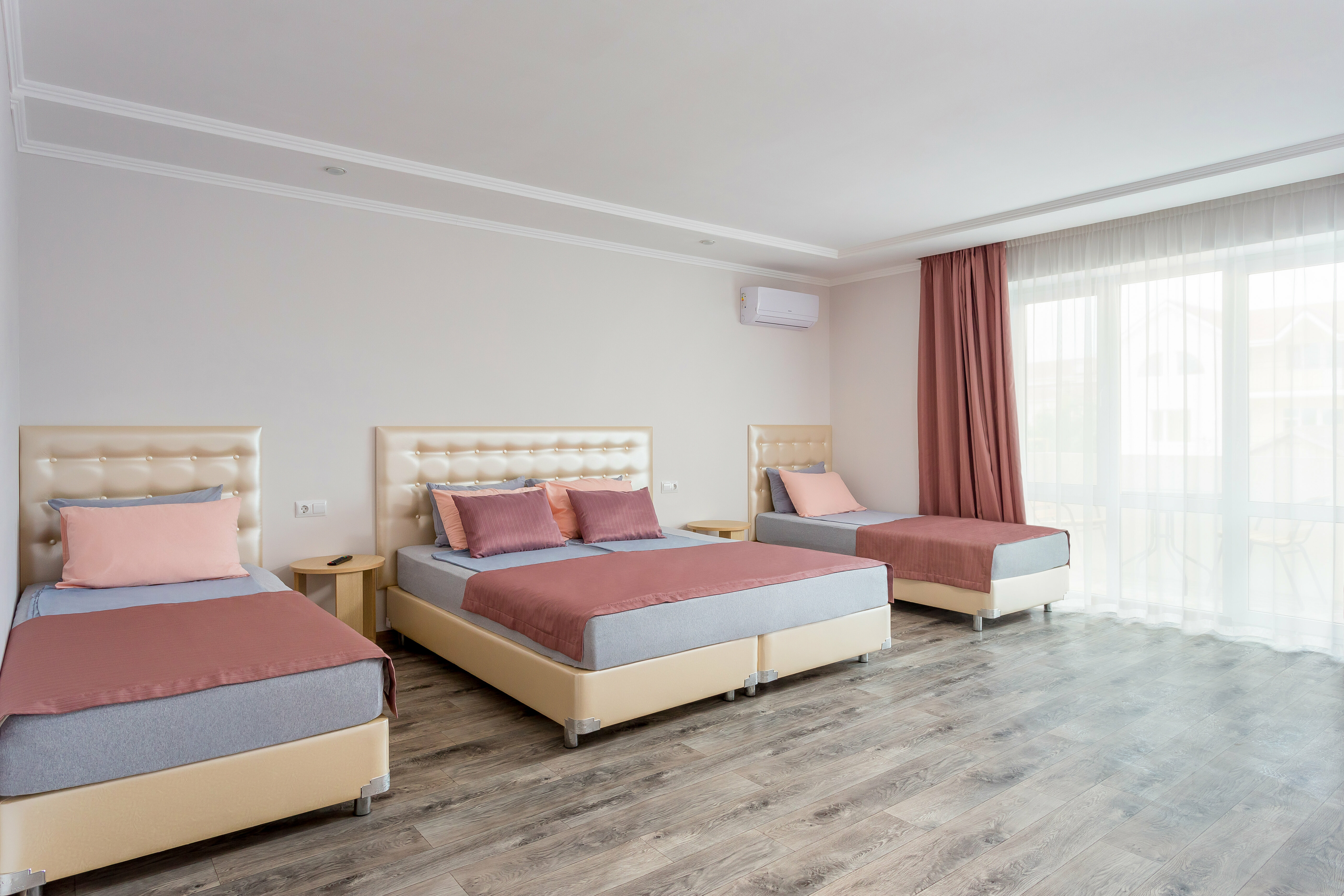 Улучшенный четырехместный номер