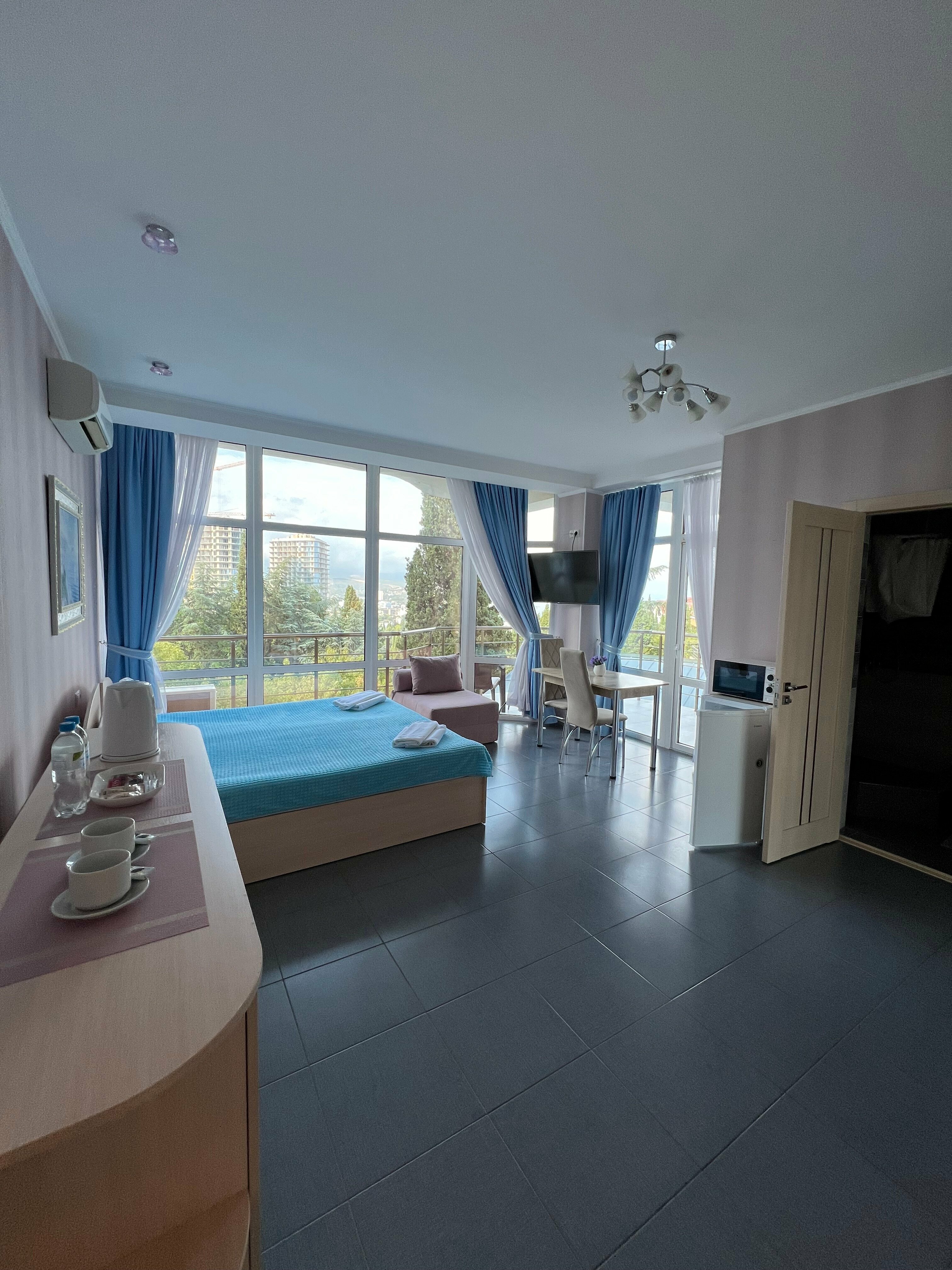 Люкс с видом на море