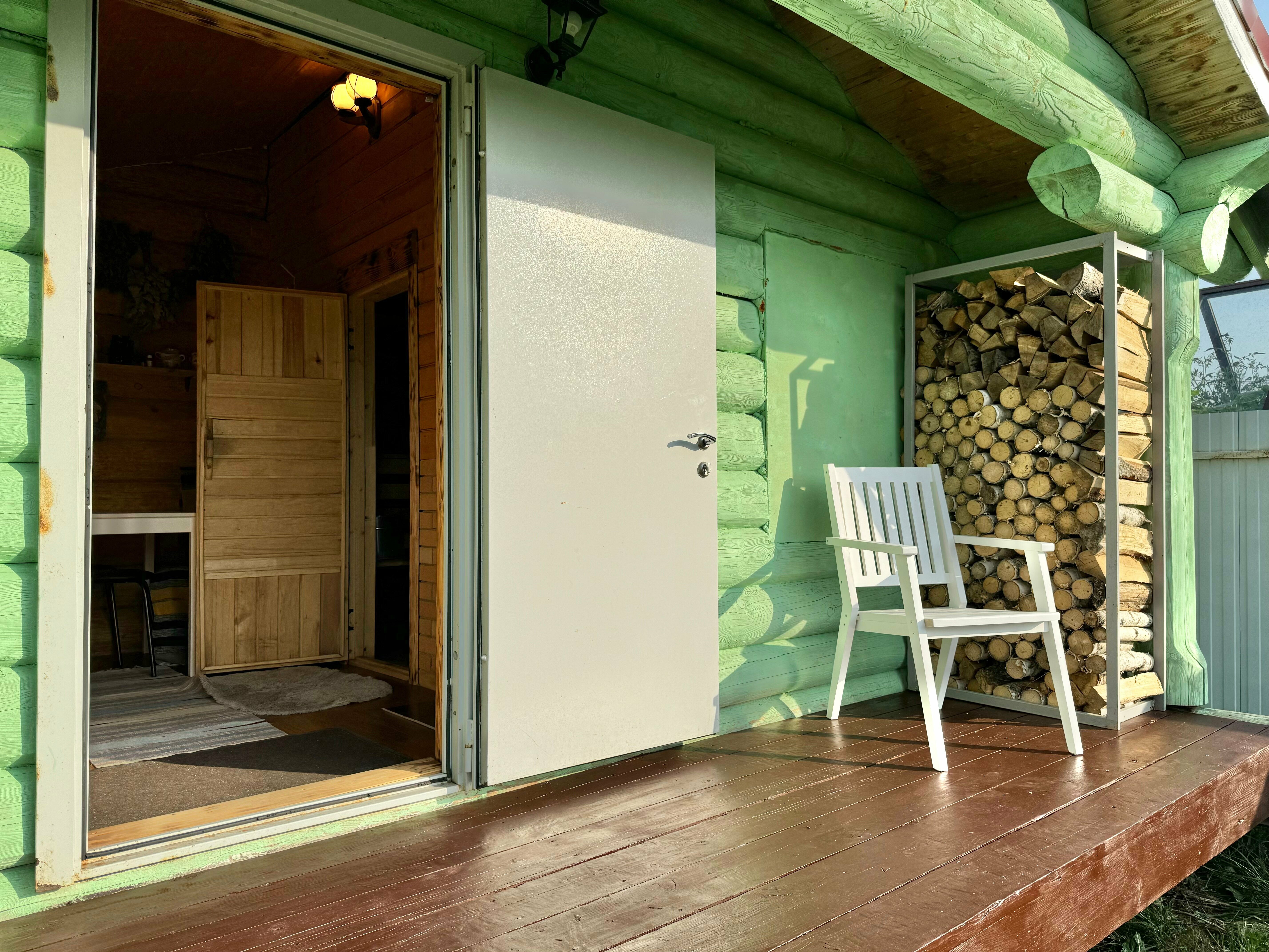 Дом с видом на лес