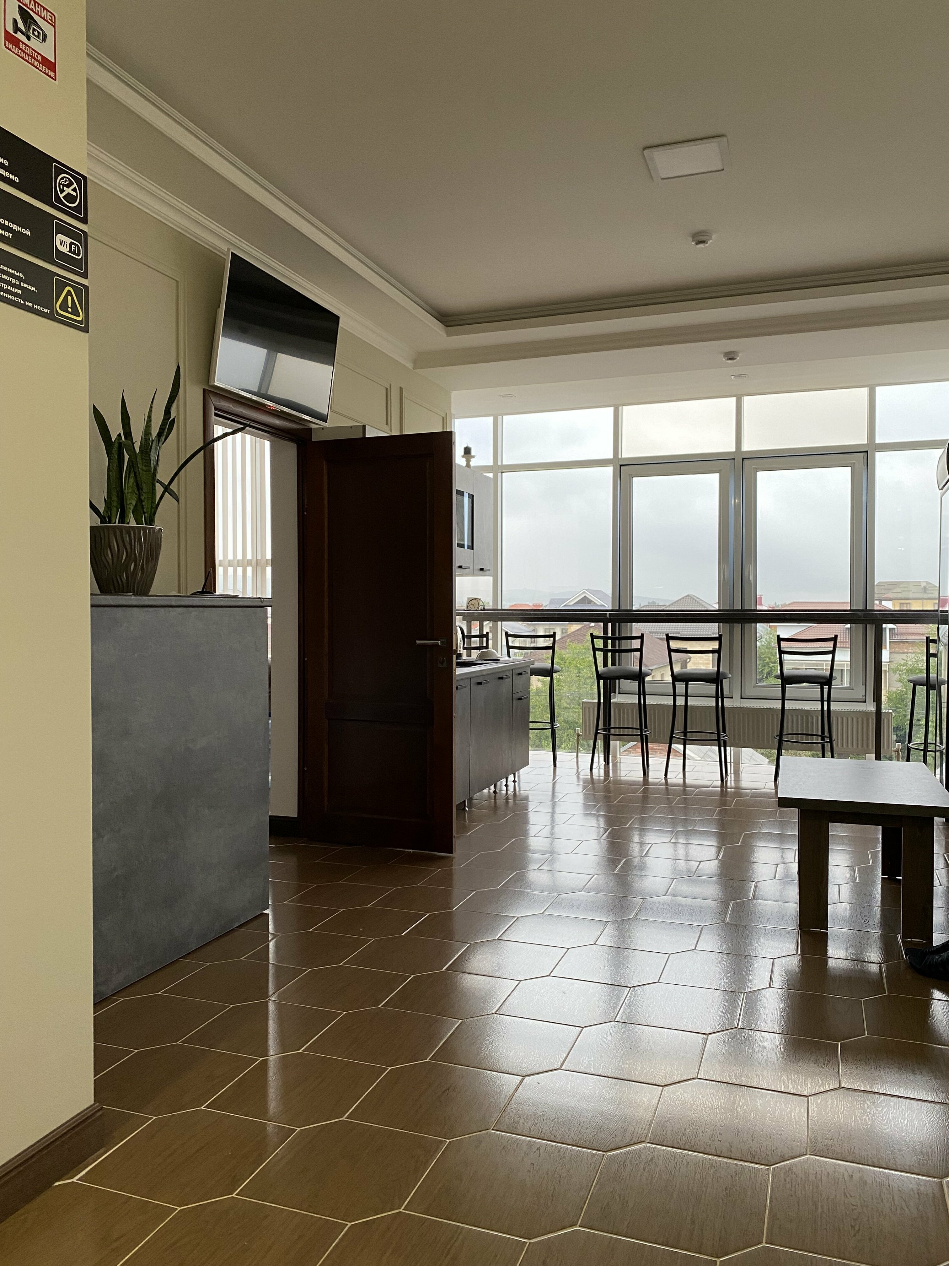 Кровать в общем 6-местном номере для женщин