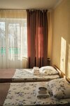 Номер стандарт с 2 односпальными кроватями и диваном (корпус Лепесток) в Берёзки