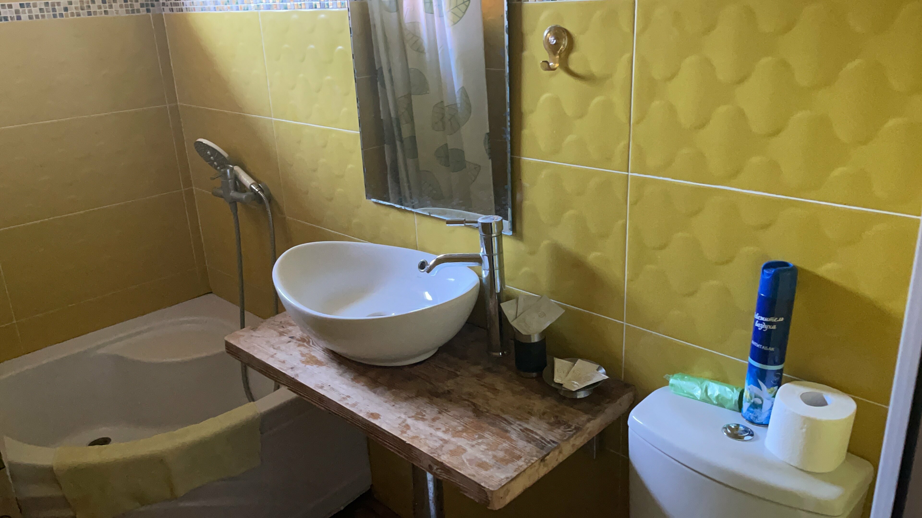 Трехместный номер с балконом