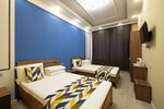 Номер комфорт с 2 односпальными кроватями (с завтраком) №207, 208 в Double L Hotel