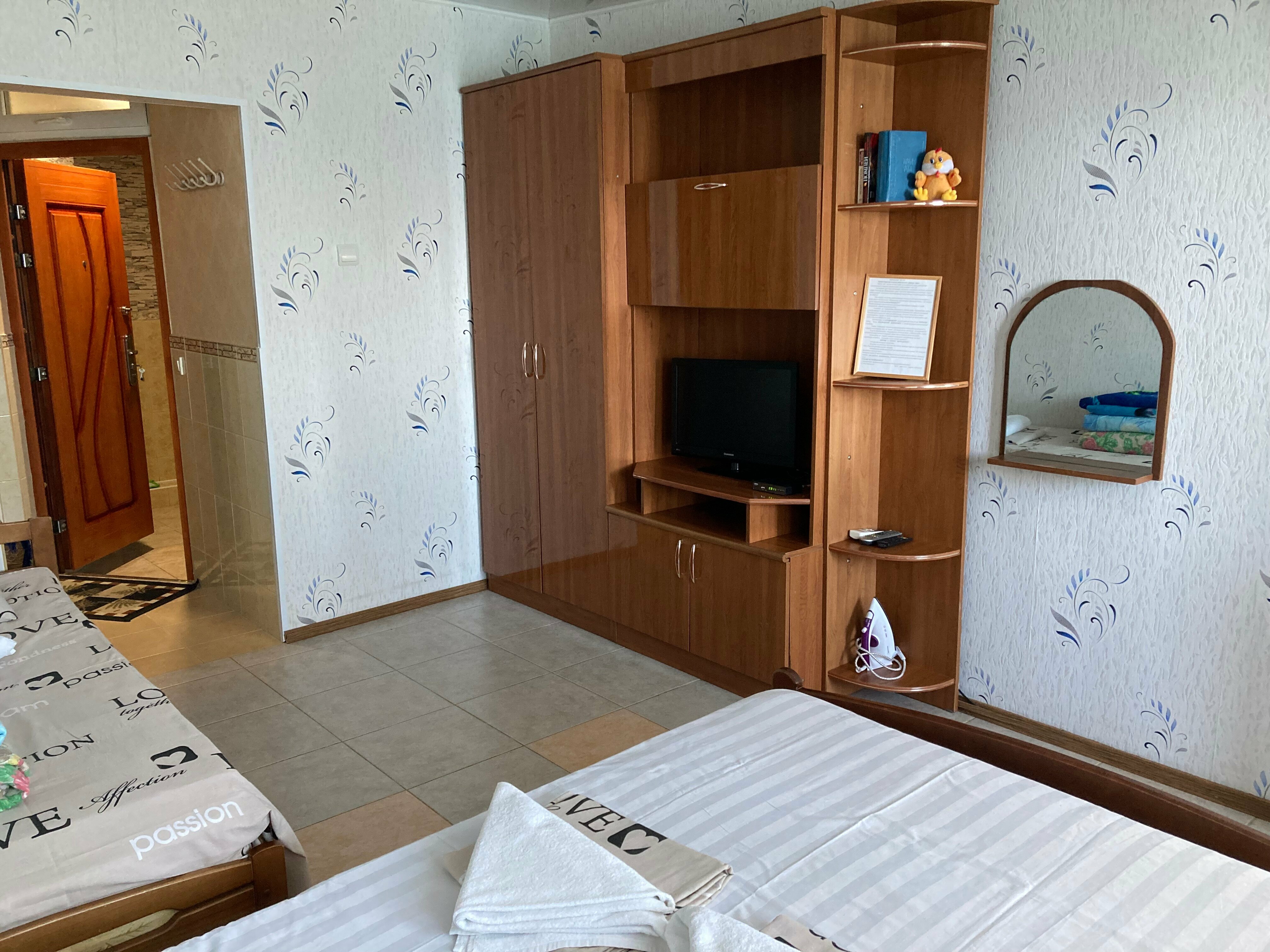 Улучшенный трехместный номер с видом на море