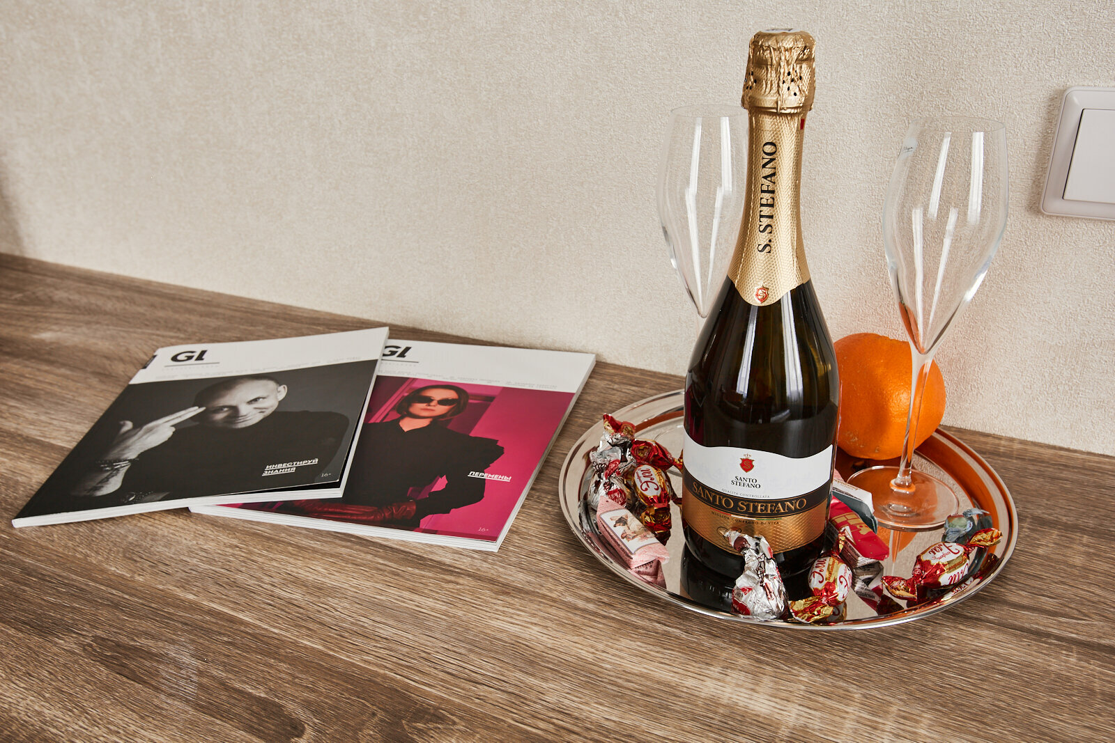 Двухместный номер с двуспальной кроватью и дополнительной кроватью