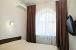 Номер стандарт с 1 двуспальной кроватью №11 в Золотой ключик