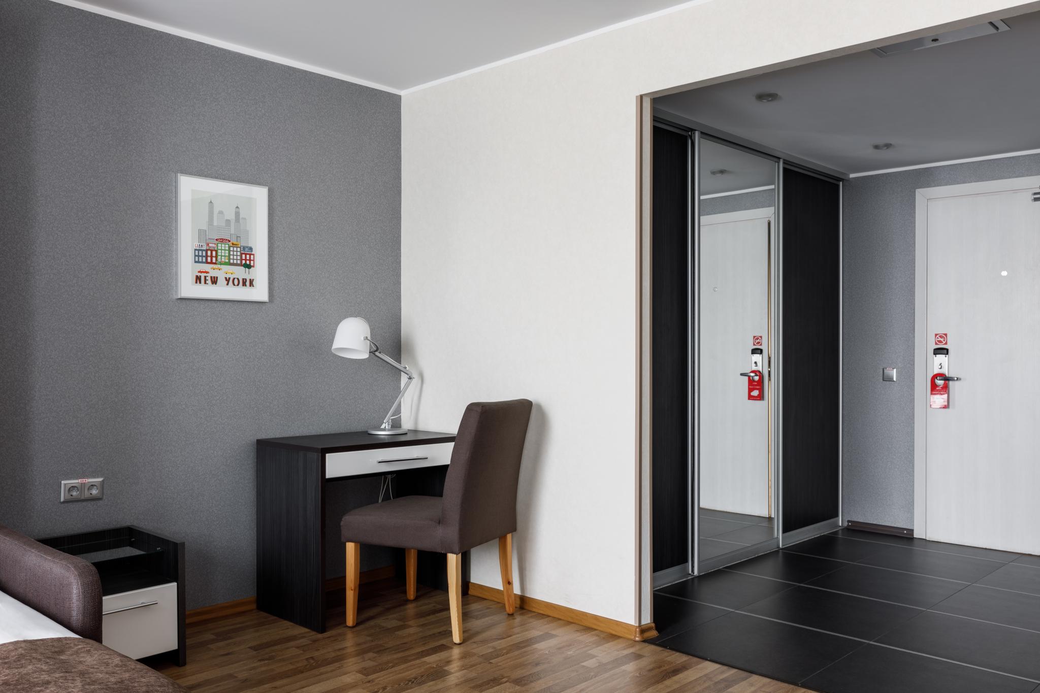 Номер комфорт с 1 двуспальной кроватью