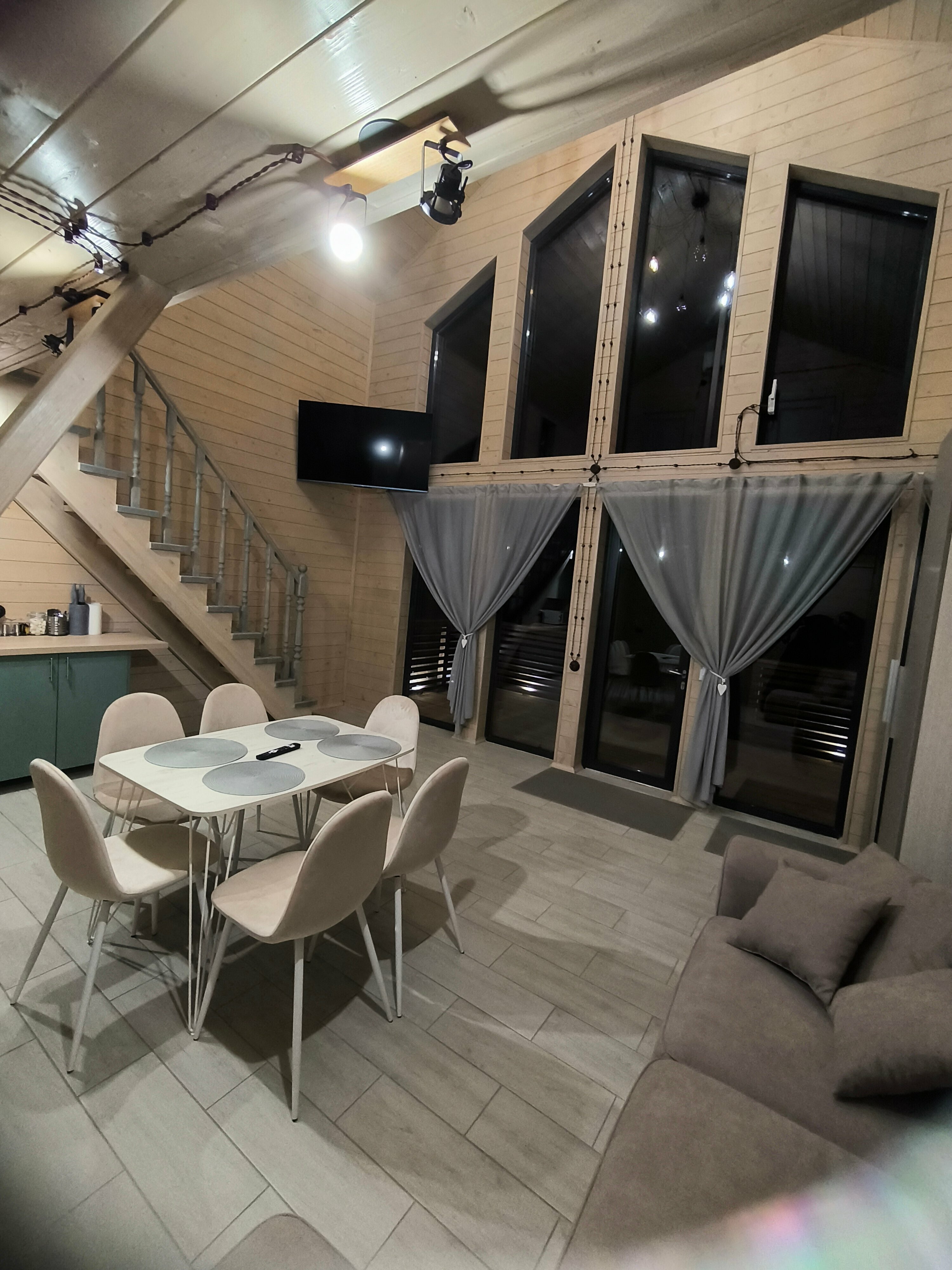 Коттедж с видом на озеро