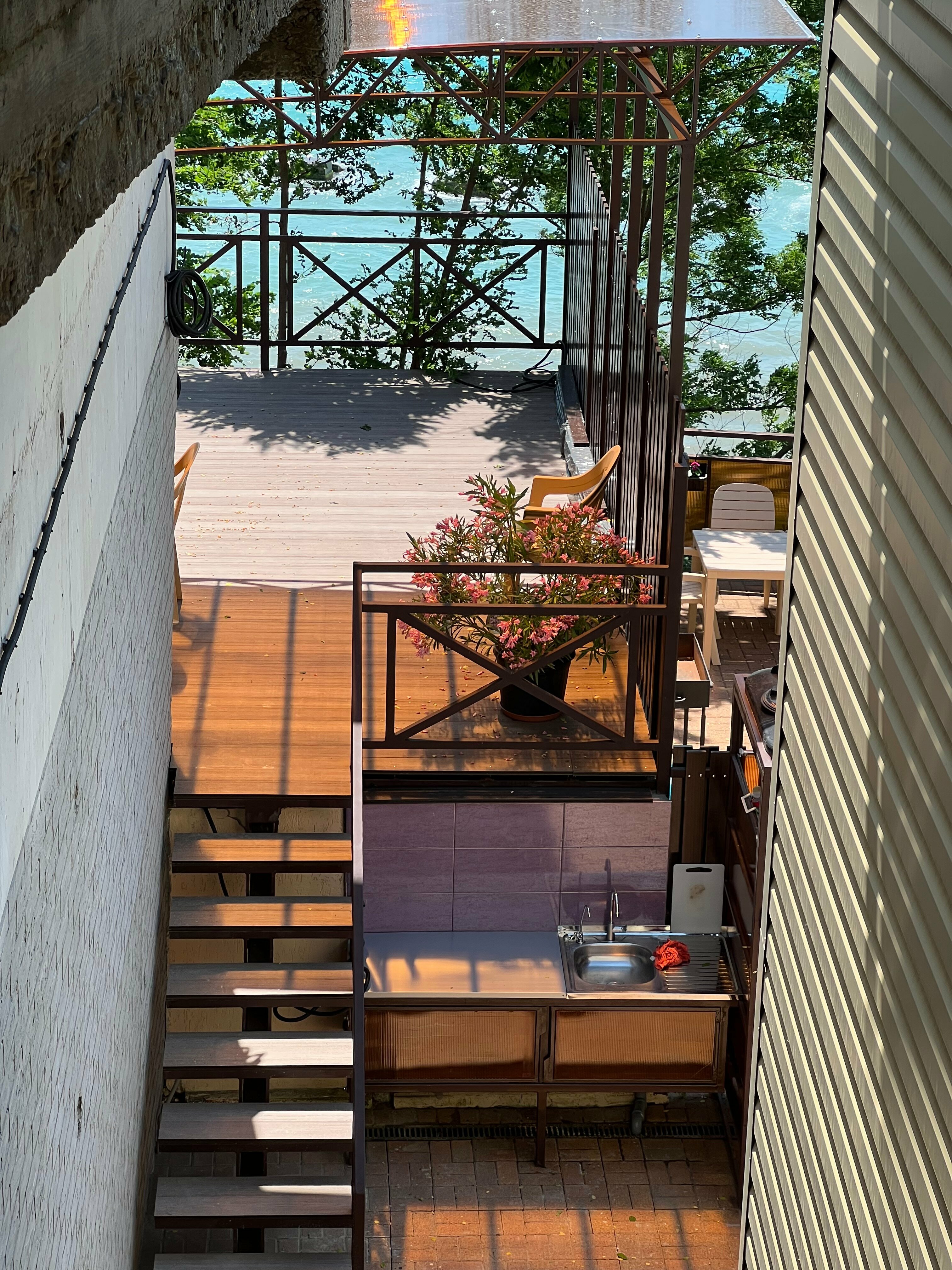 Вилла с видом на море