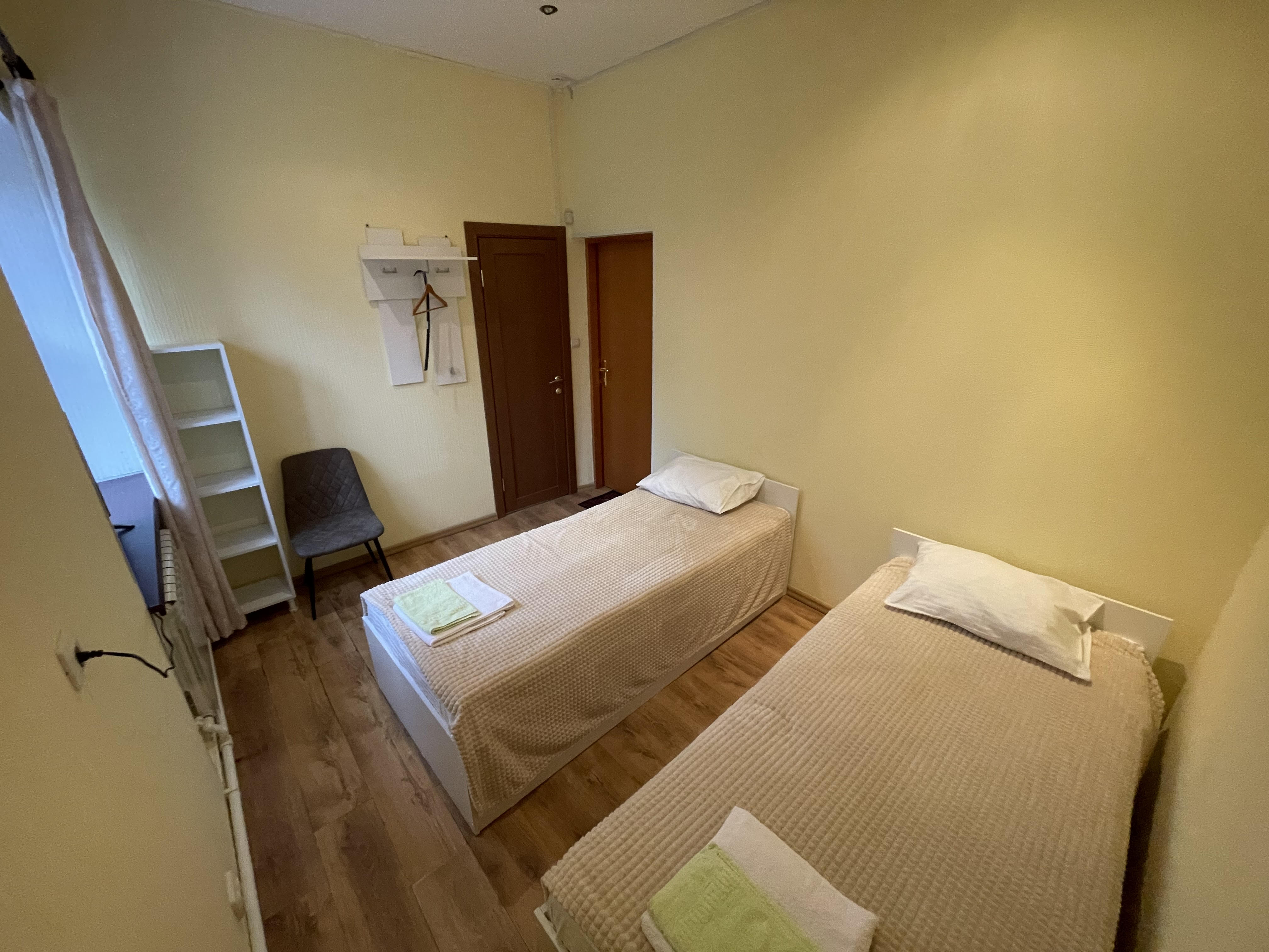 Двухместный номер с 2 отдельными кроватями и душем