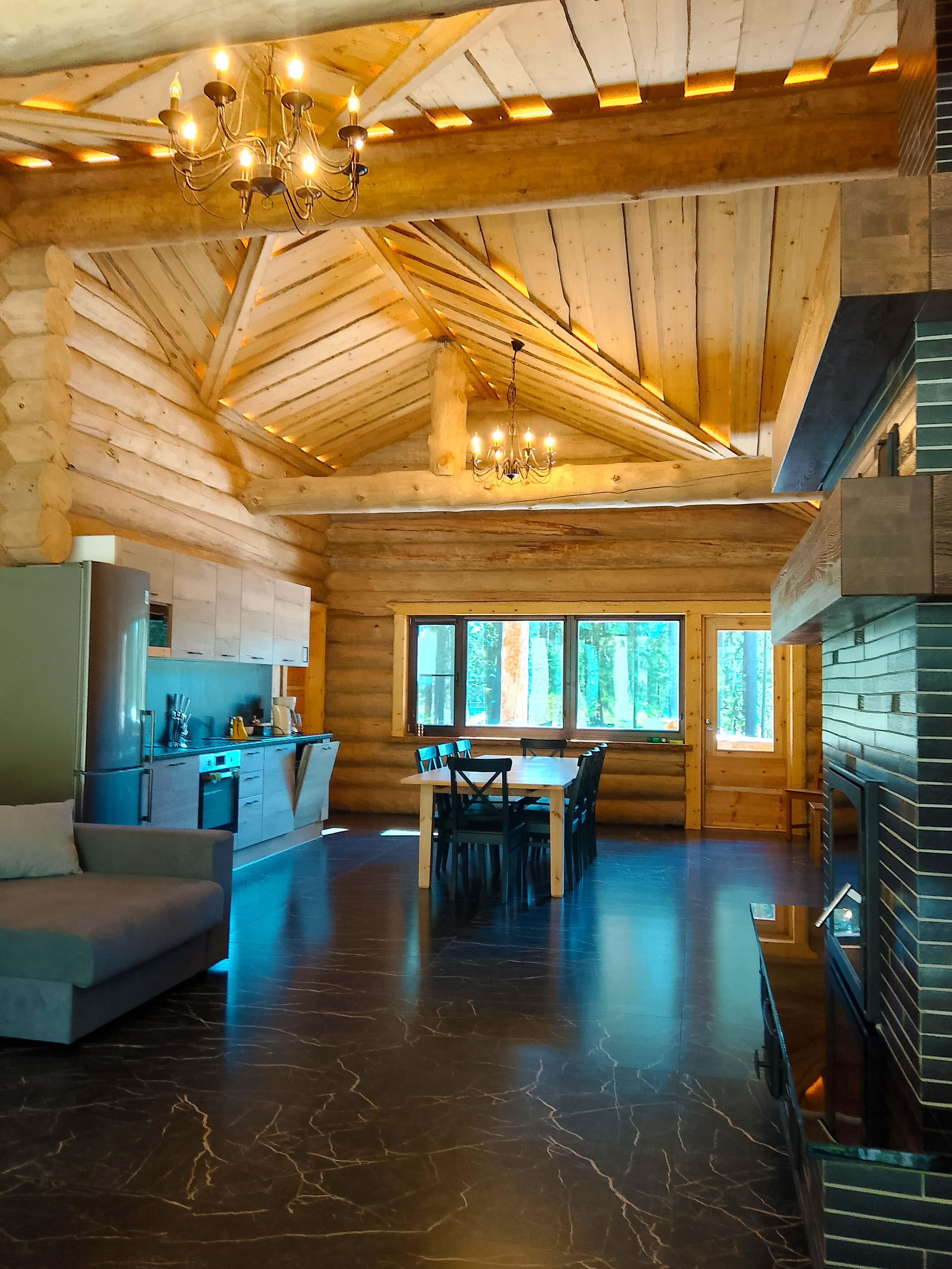 Коттедж с видом на лес