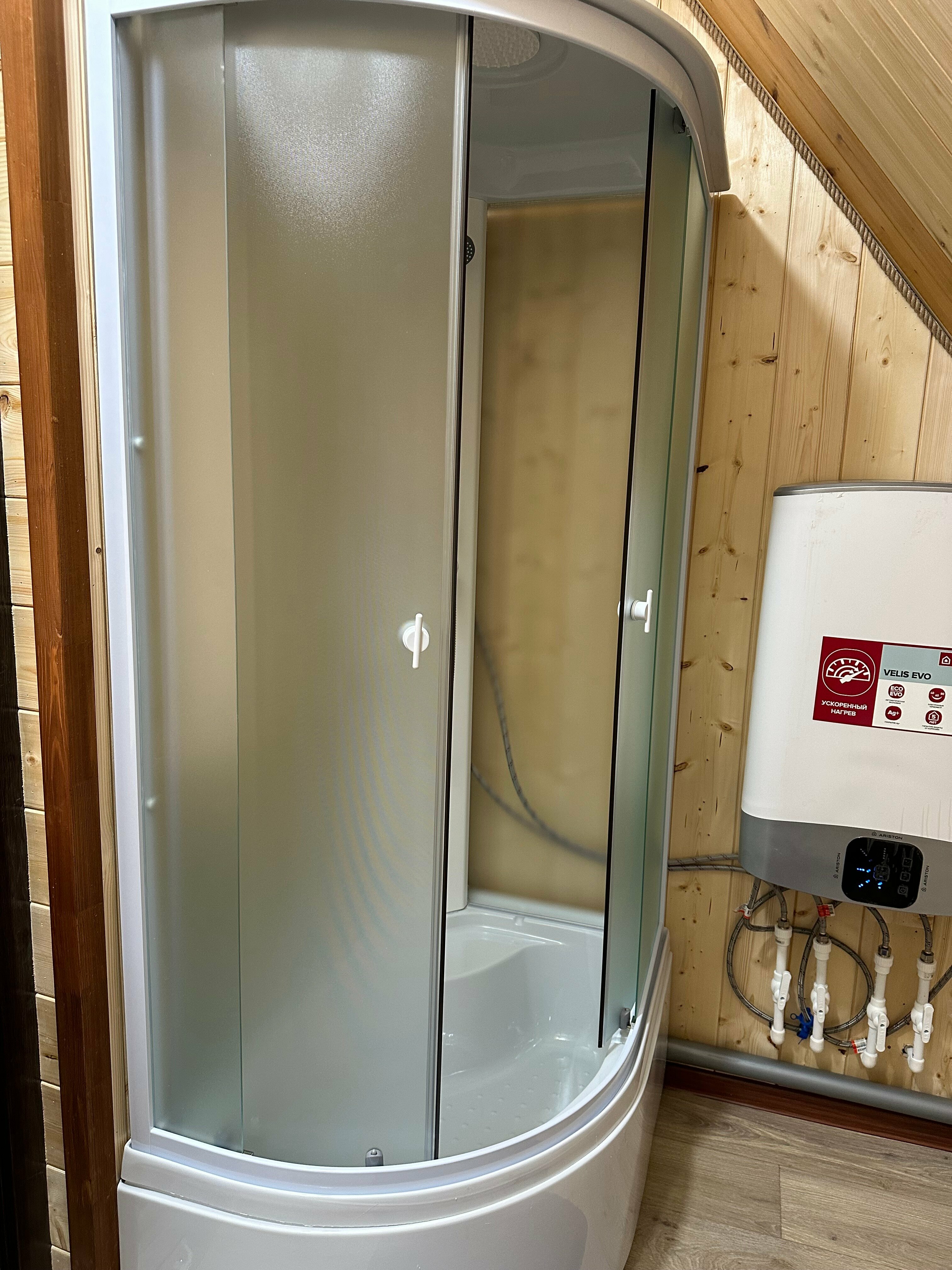 Семейный номер с ванной комнатой