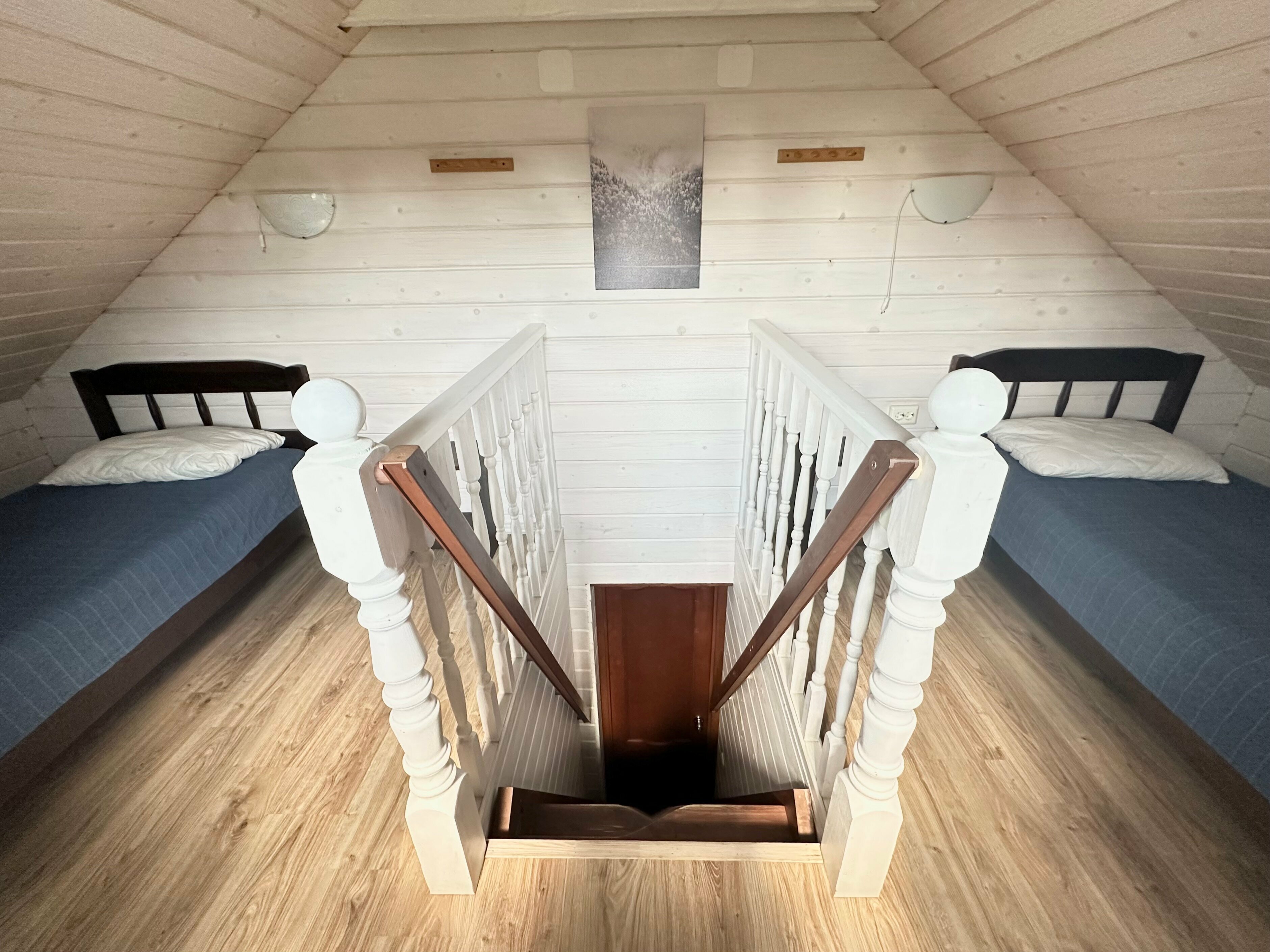 Коттедж с 3 спальнями, с сауной, на 6(+2) чел.