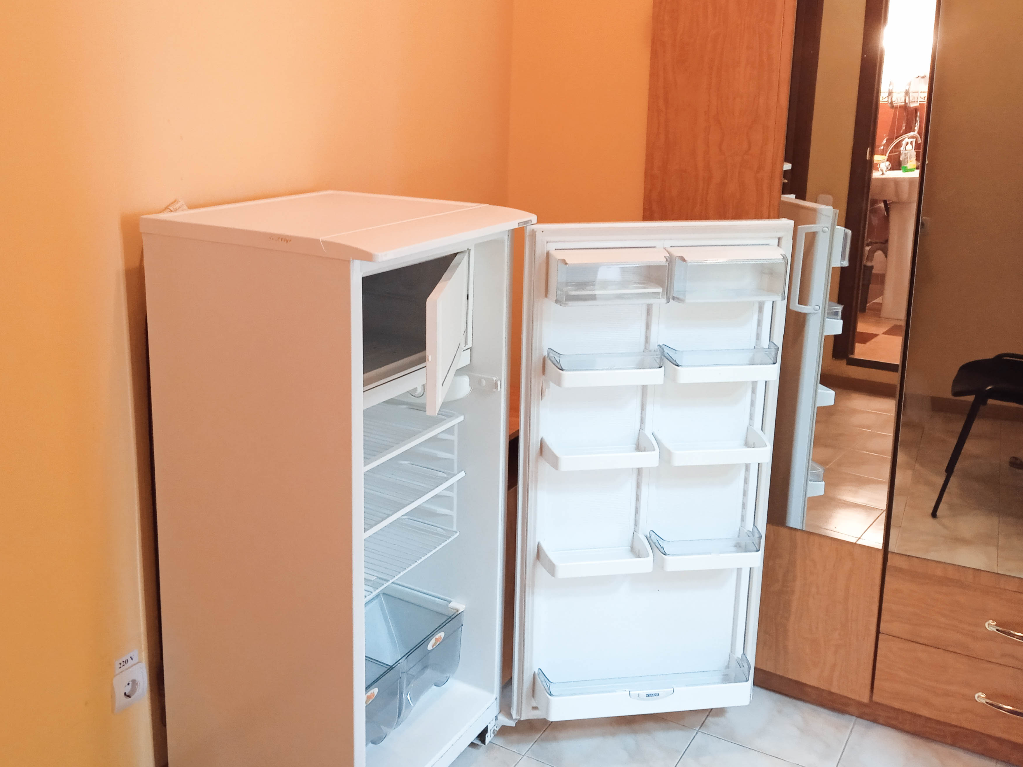 Улучшенный двухместный номер с 2 отдельными кроватями