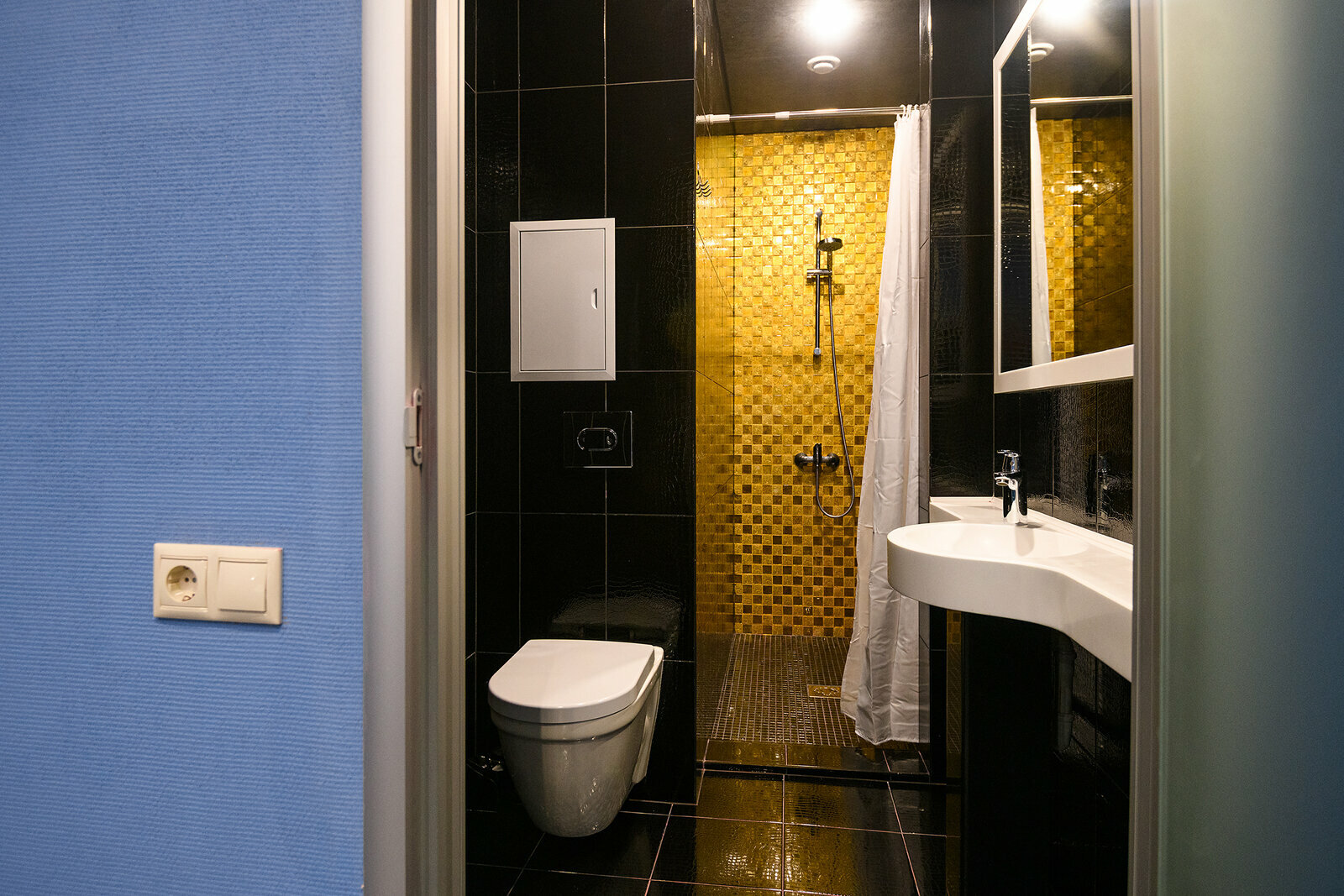 Улучшенный номер с кроватью размера «king-size» или 2 отдельными кроватями без окна