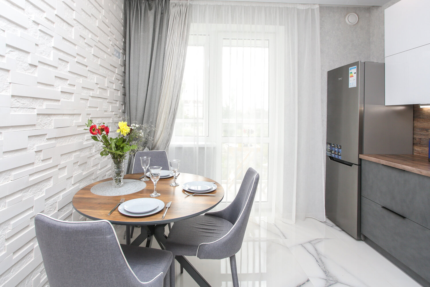 Трехместный номер с балконом