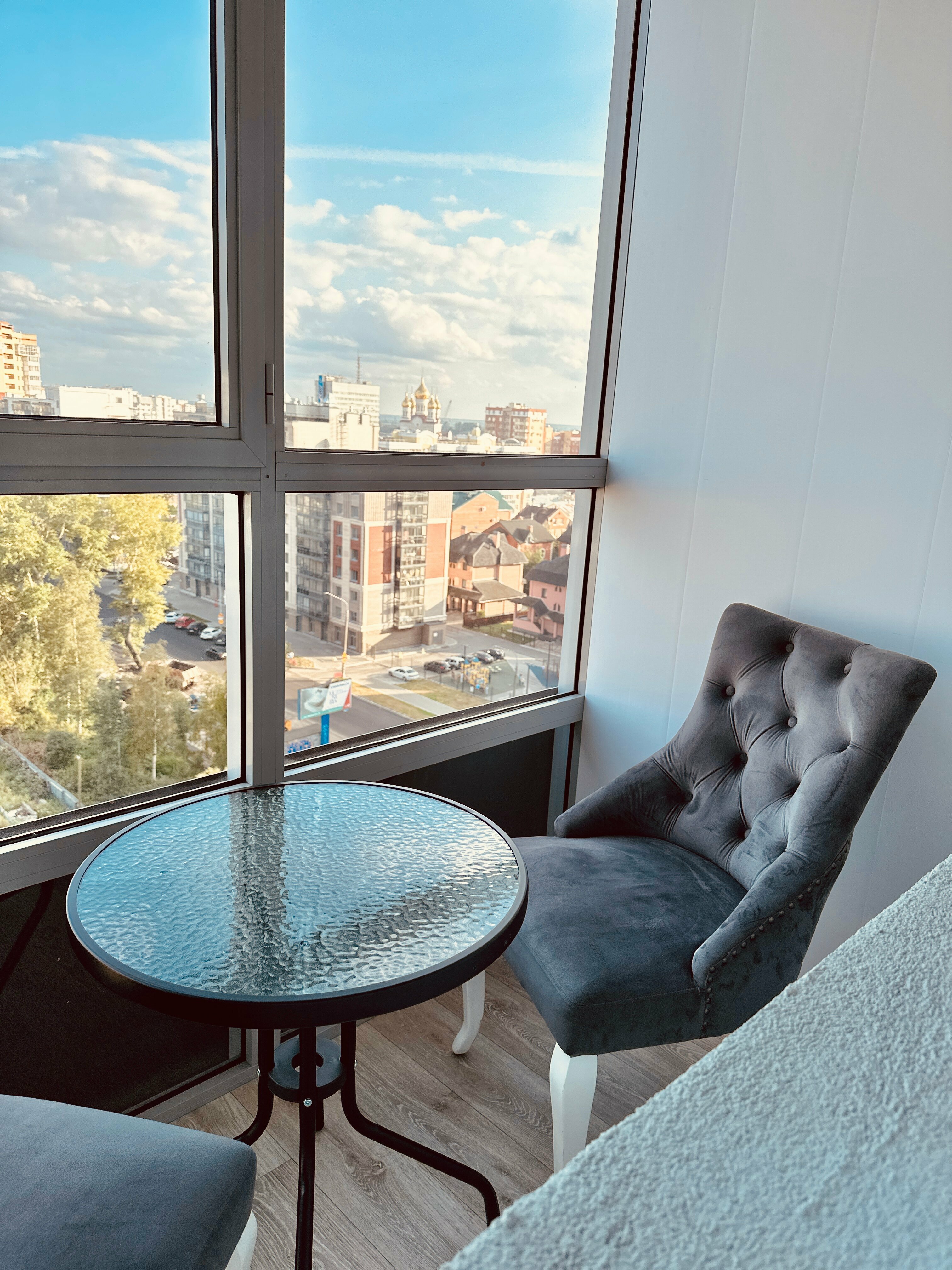 Апартаменты с балконом