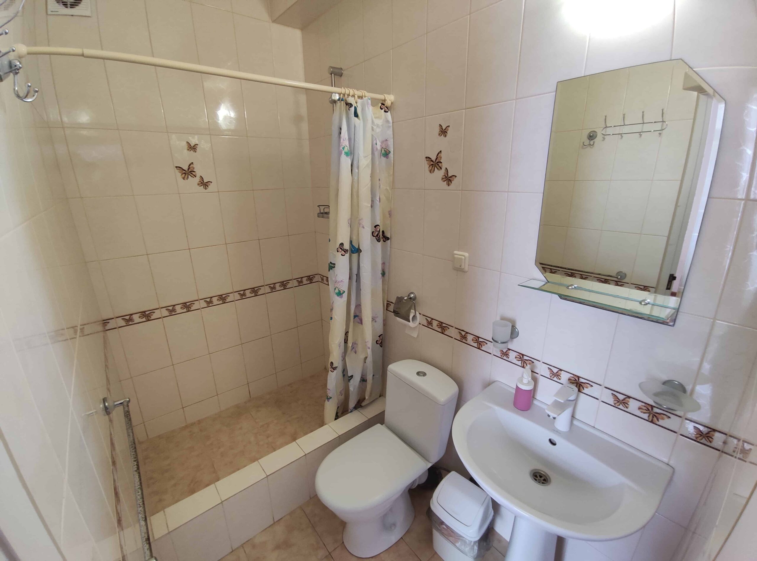 Четырехместный номер с балконом