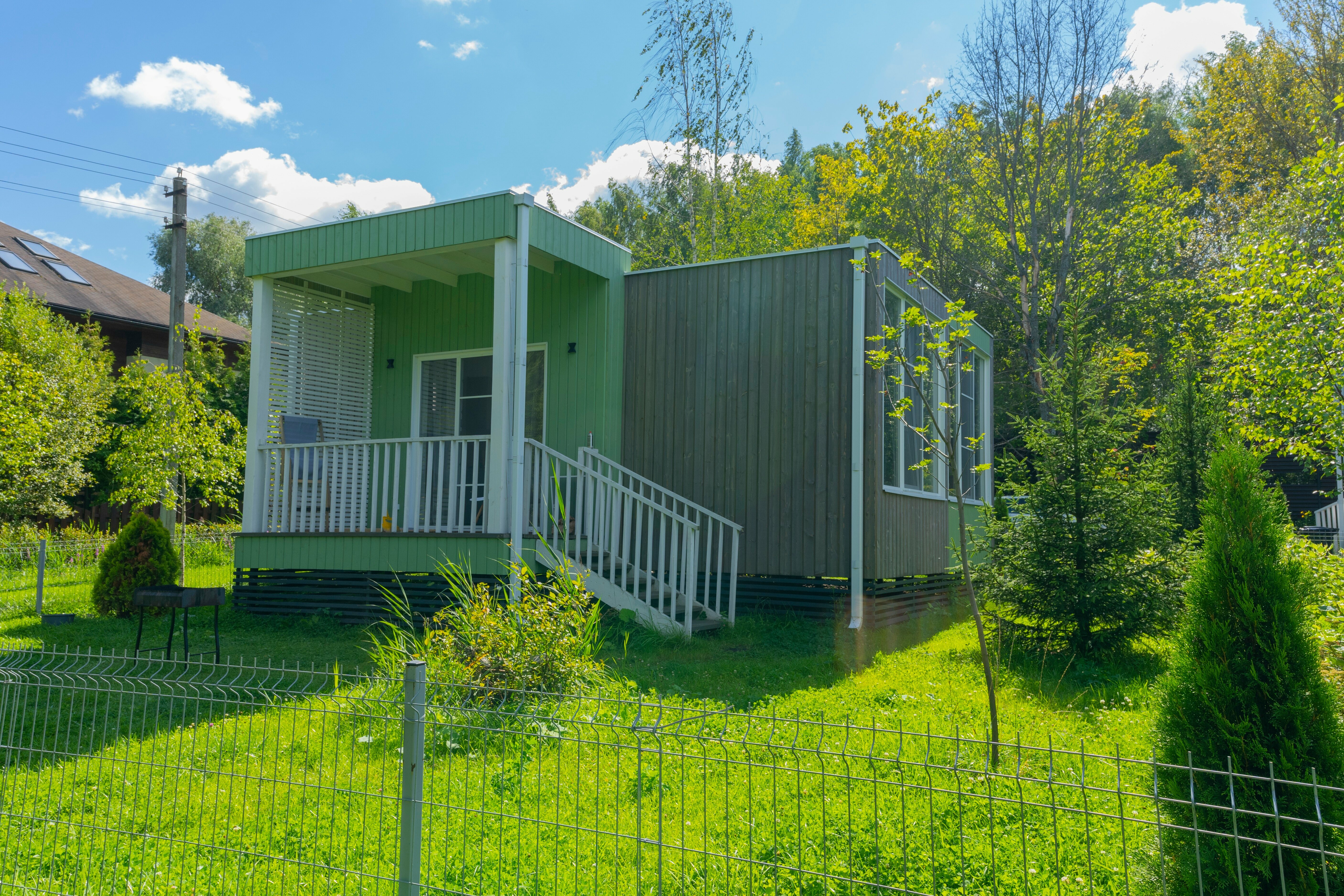 Семейный номер с видом на сад