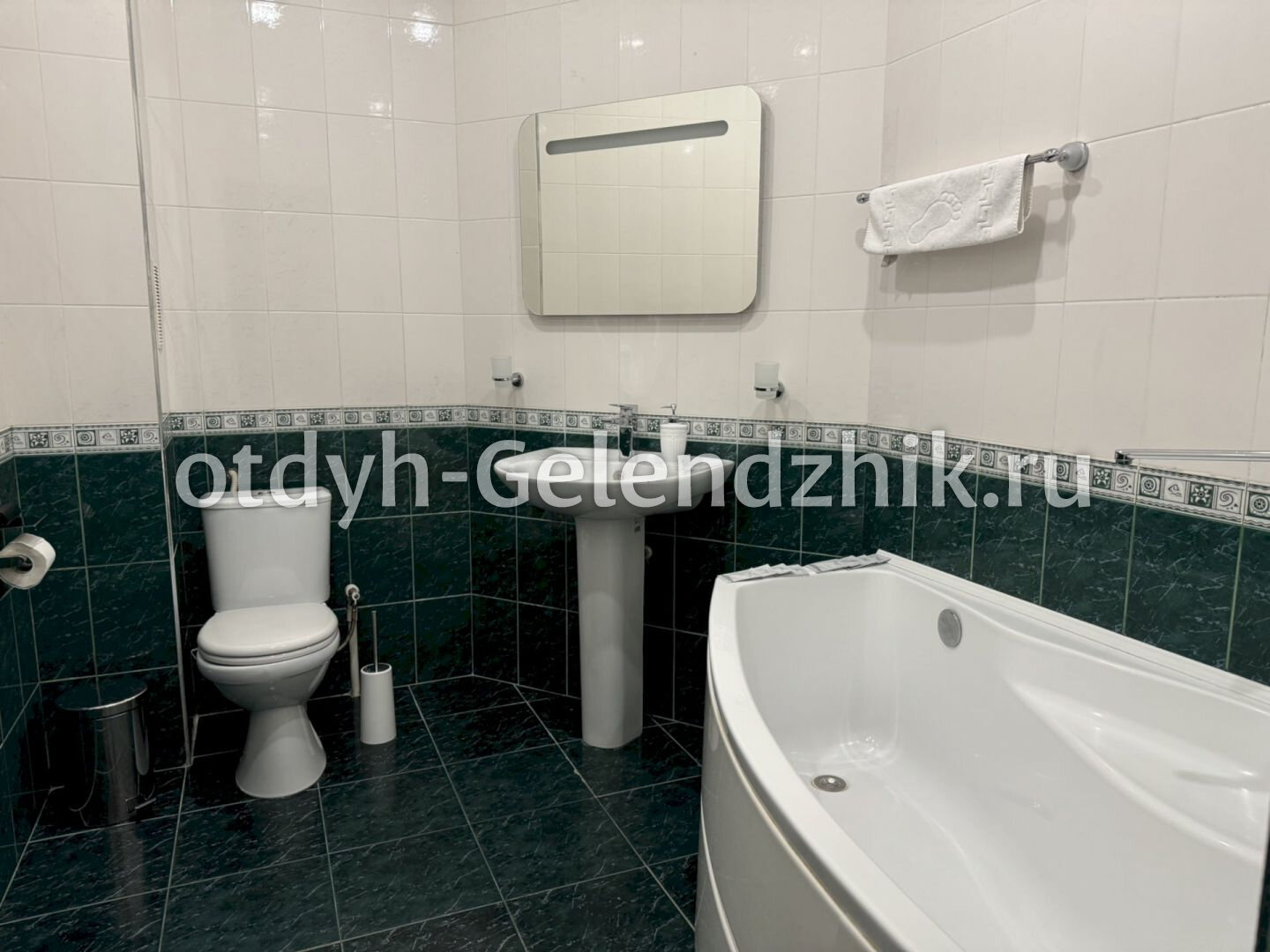 №1 Семейный Двухкомнатный номер с балконом