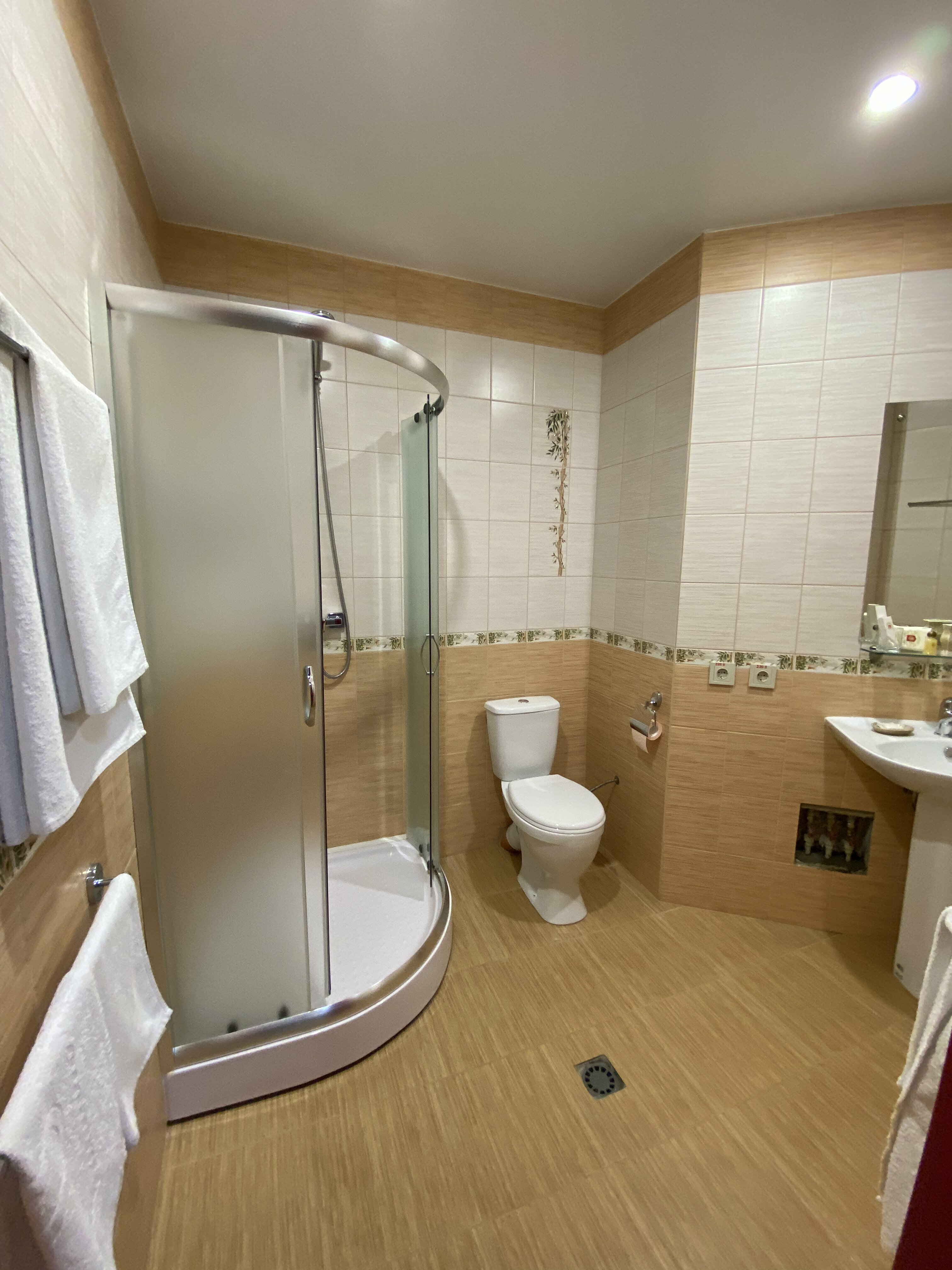 Улучшенный двухместный номер с 1 кроватью