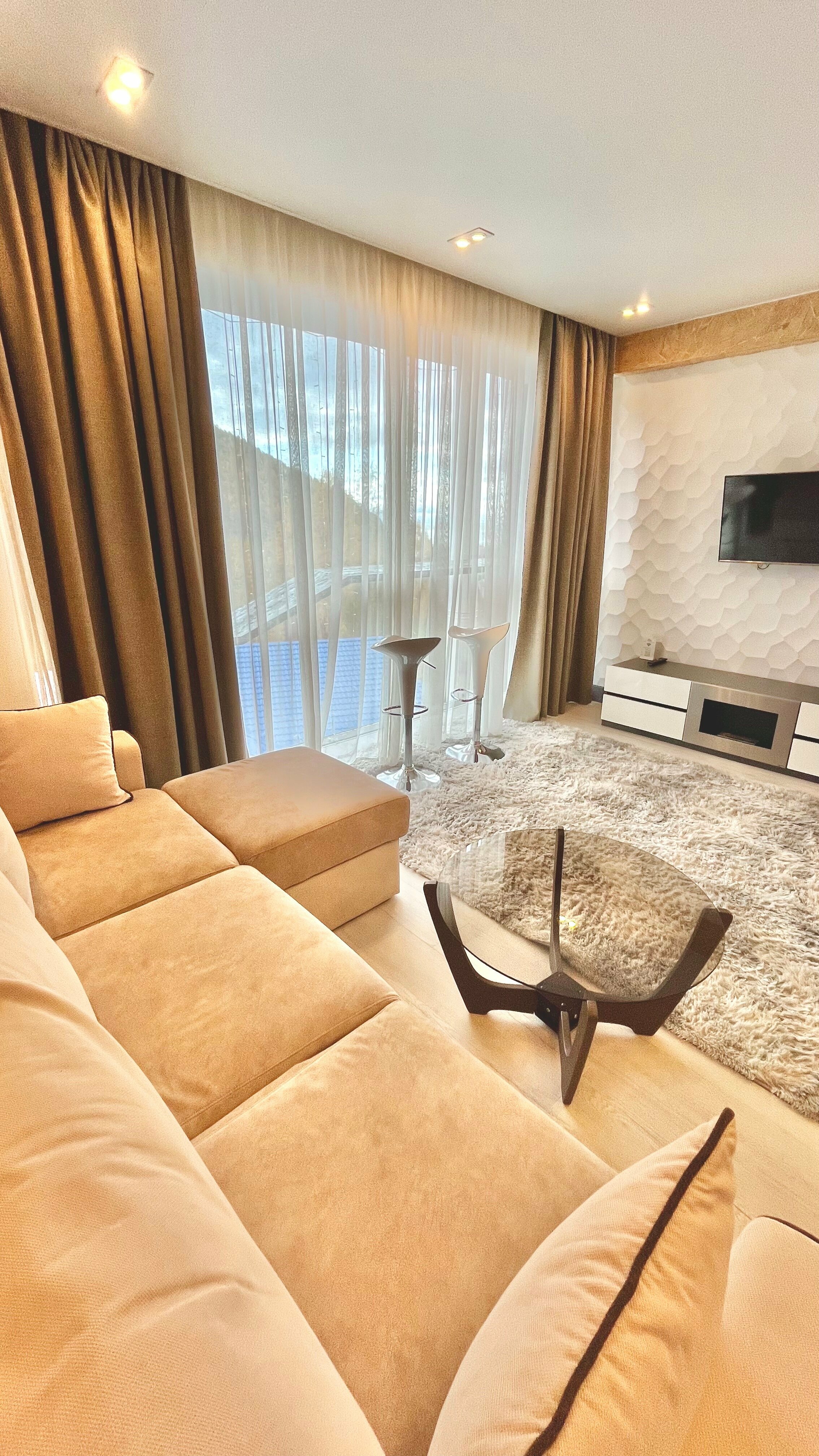 Улучшенные апартаменты