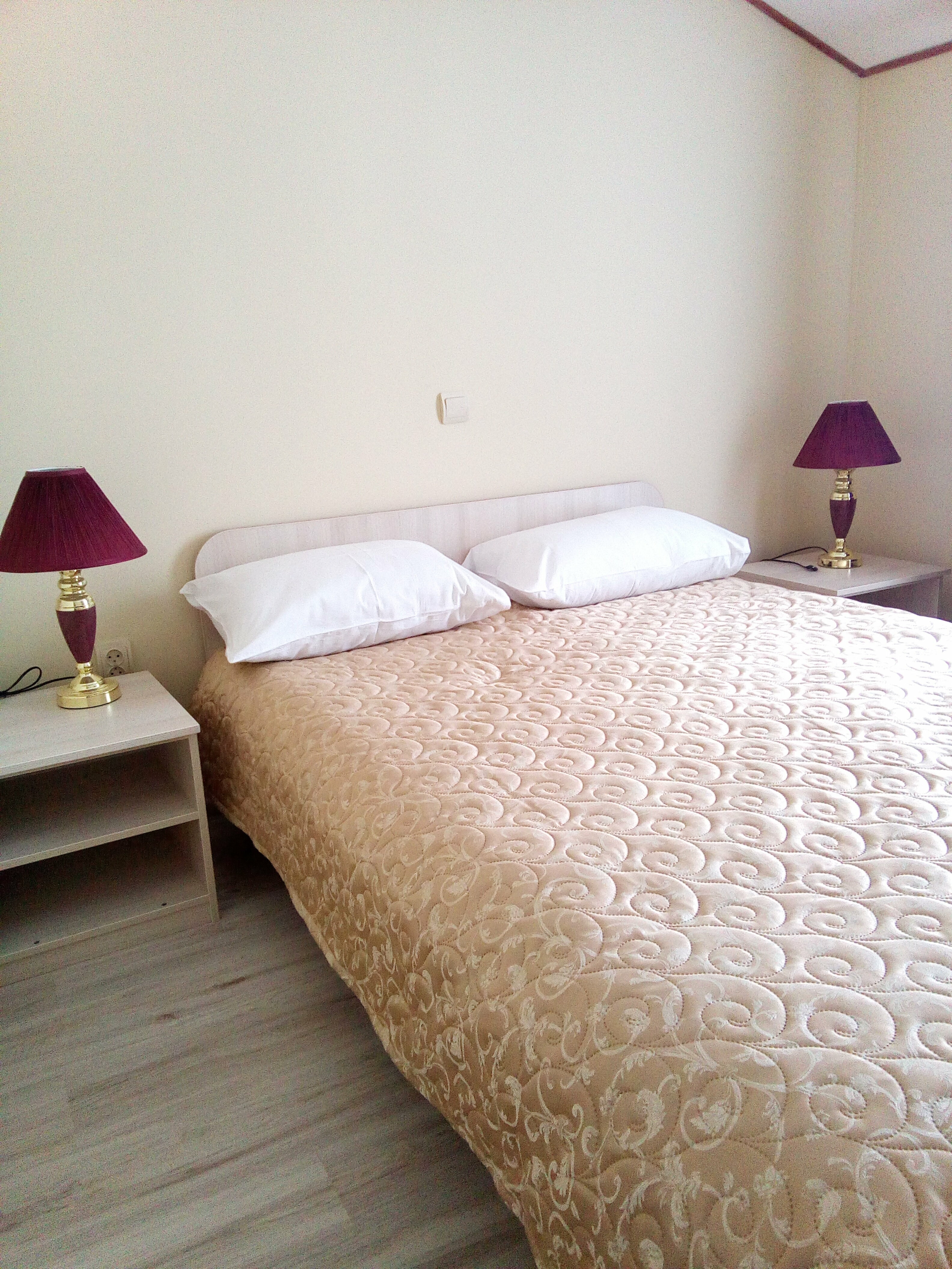 Улучшенный двухместный номер с 1 кроватью