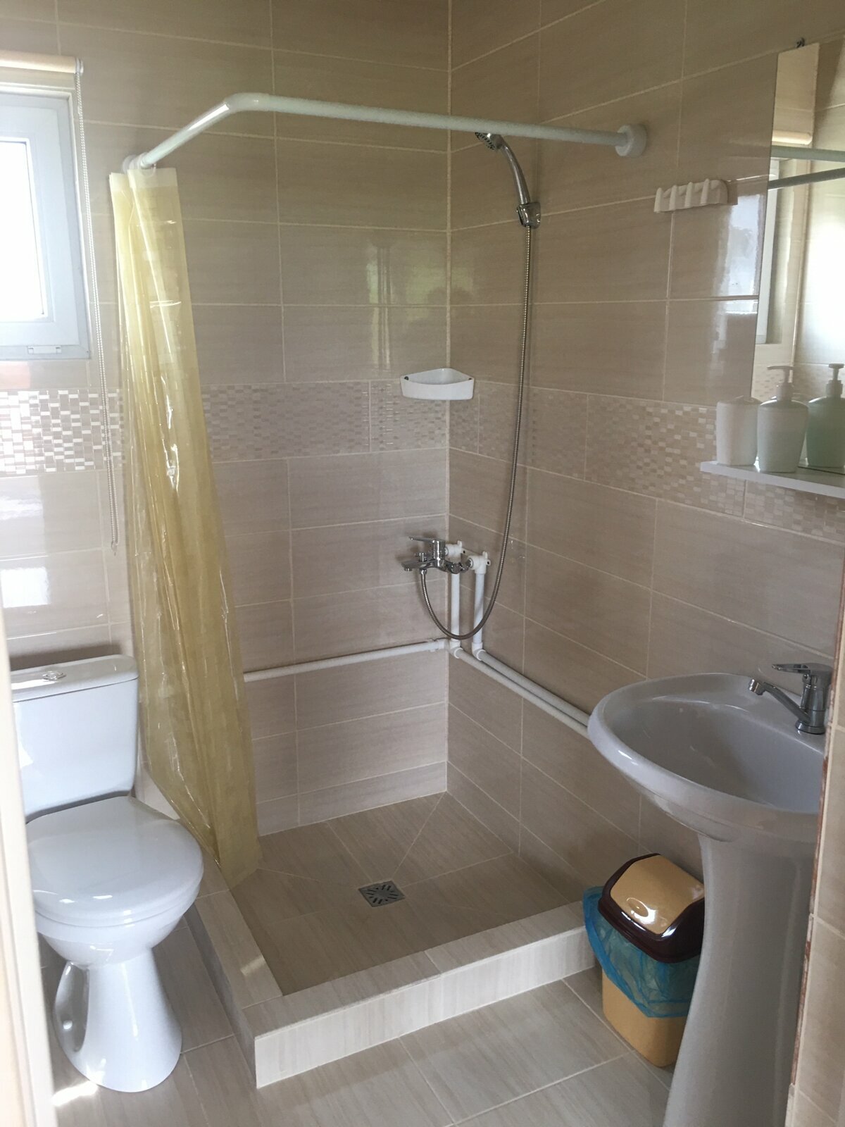 Четырехместный номер с видом на горы