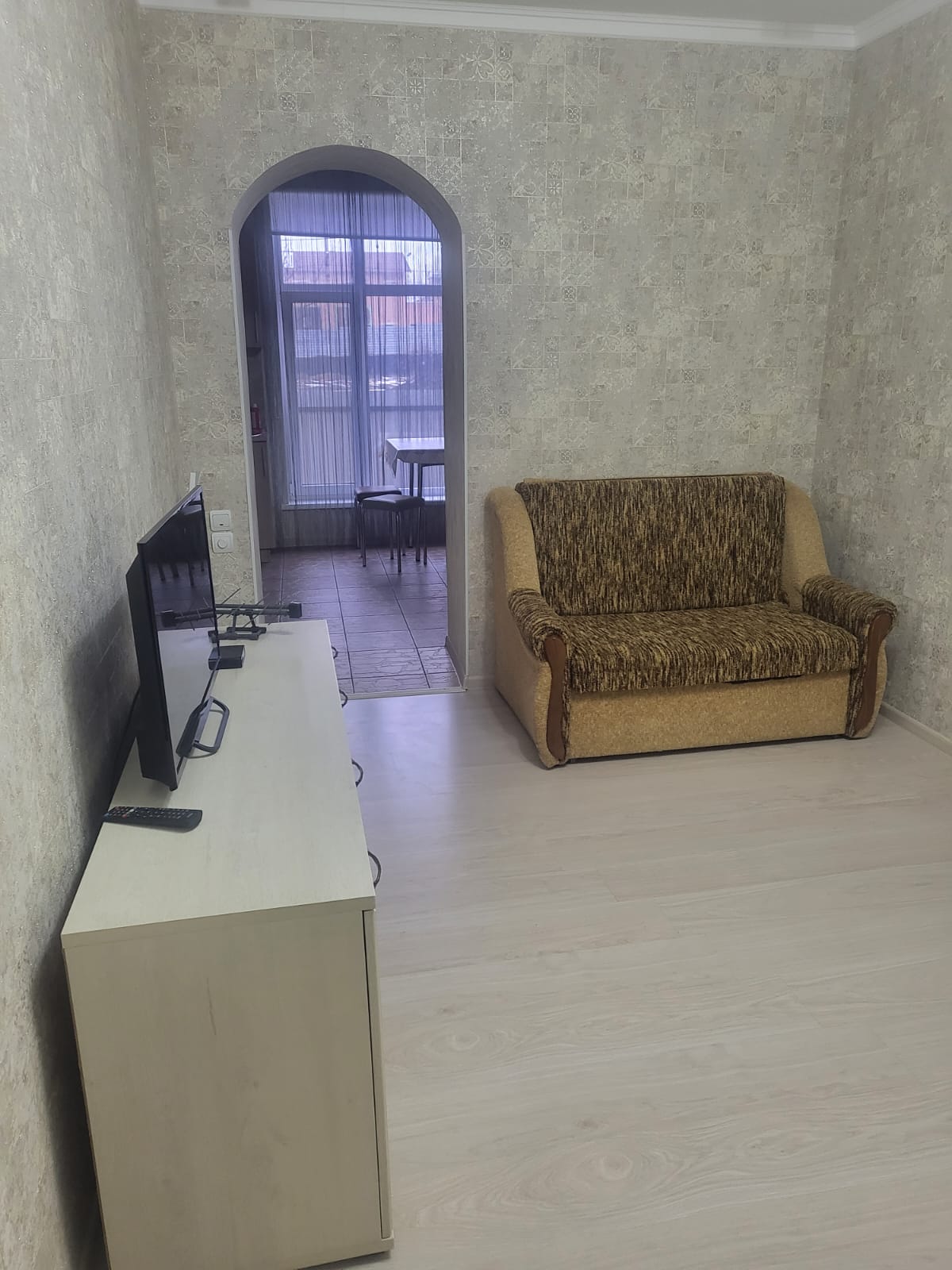 Просторный двухместный номер с 2 отдельными кроватями