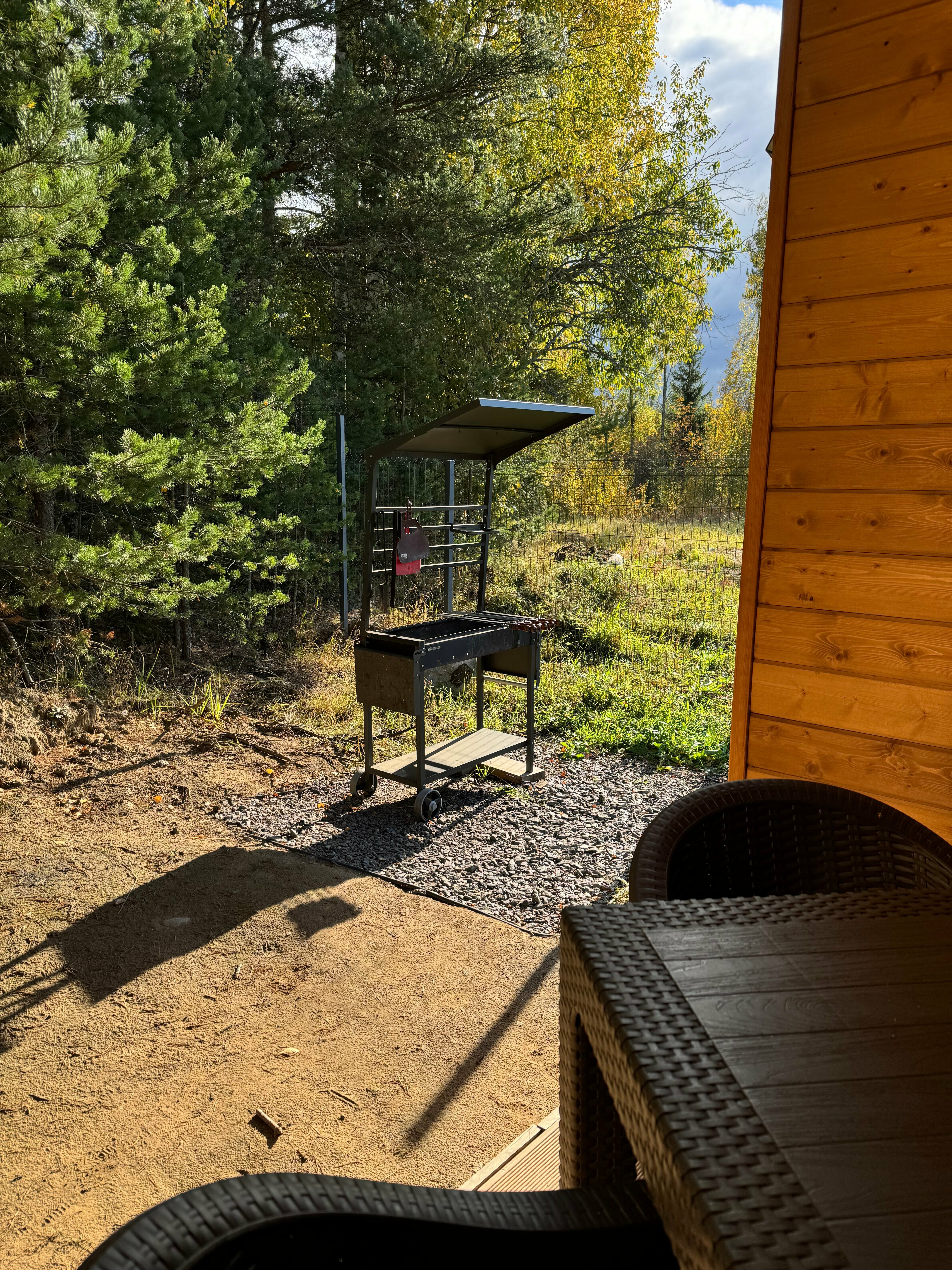 Коттедж с видом на лес