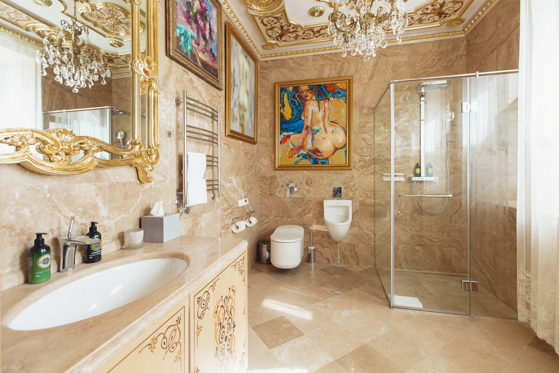 Люкс с видом на город