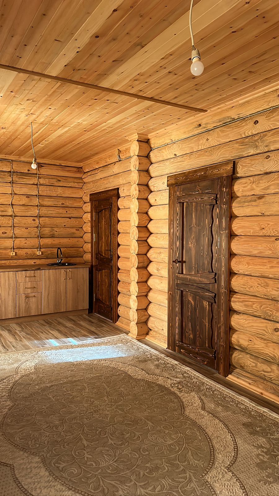 Семейный номер с видом на горы