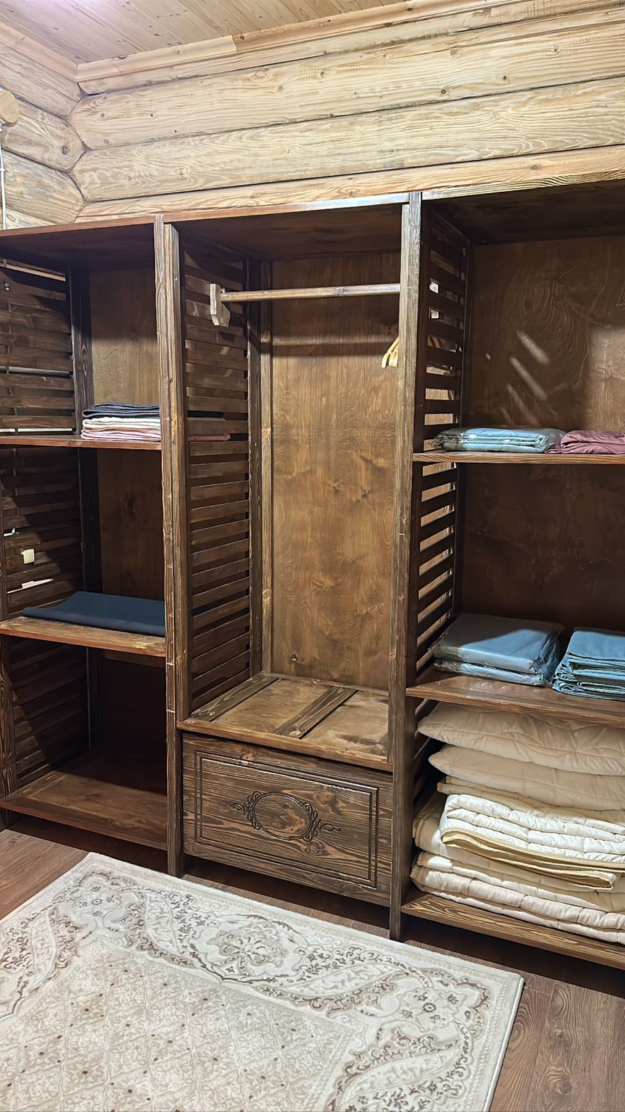 Семейный номер с видом на горы