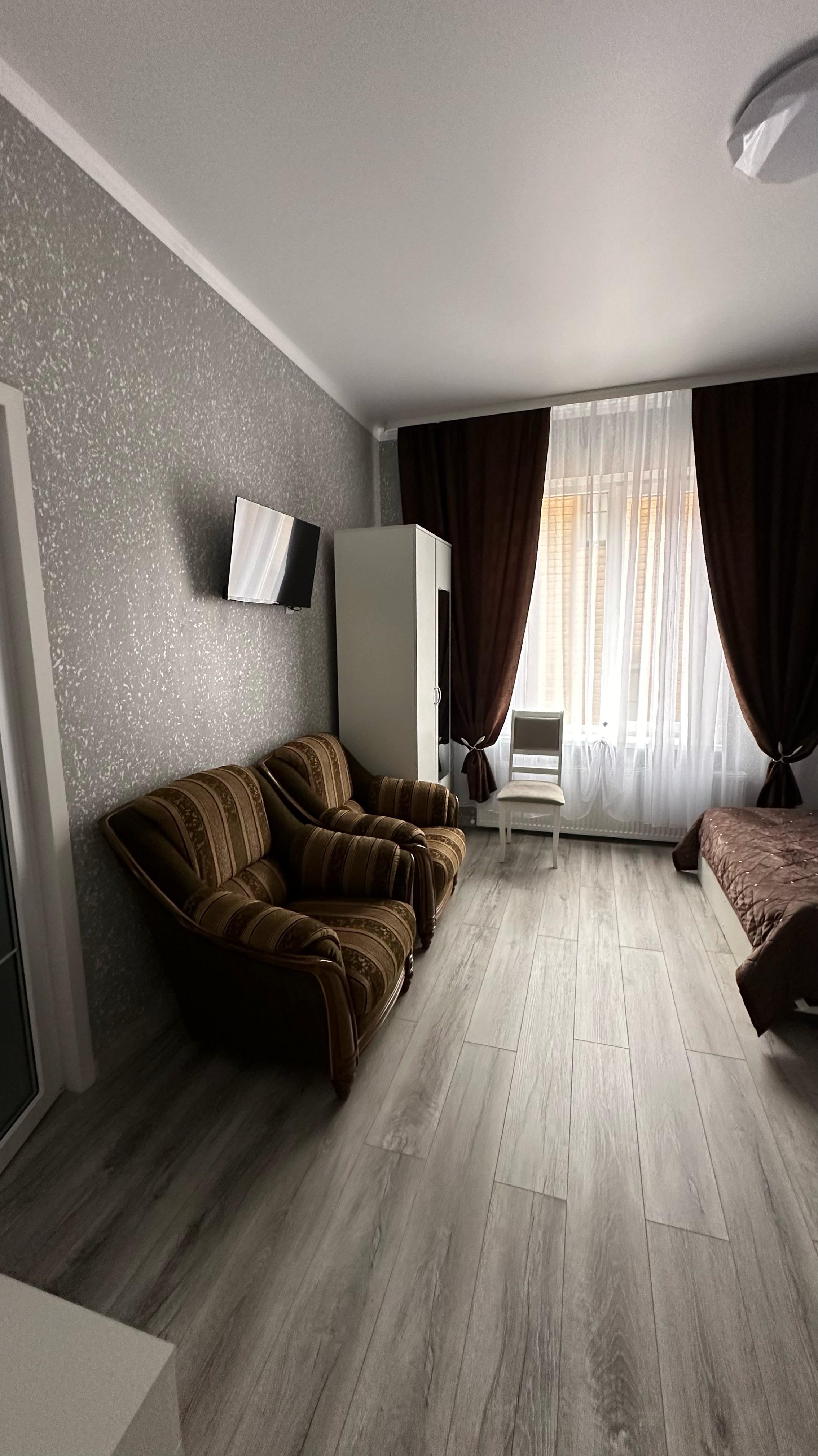 Семейный номер с видом на горы