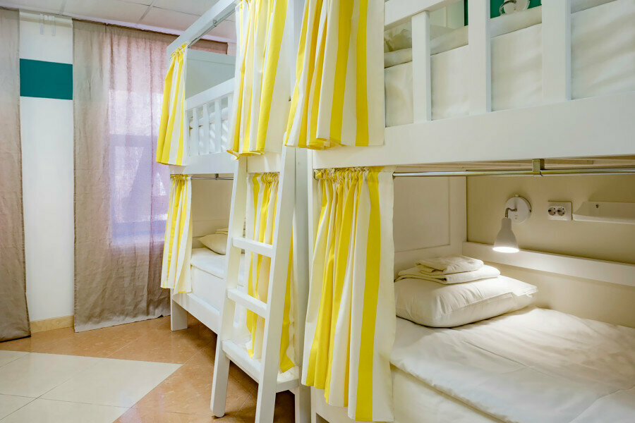 Общий 10-местный номер для мужчин и женщин