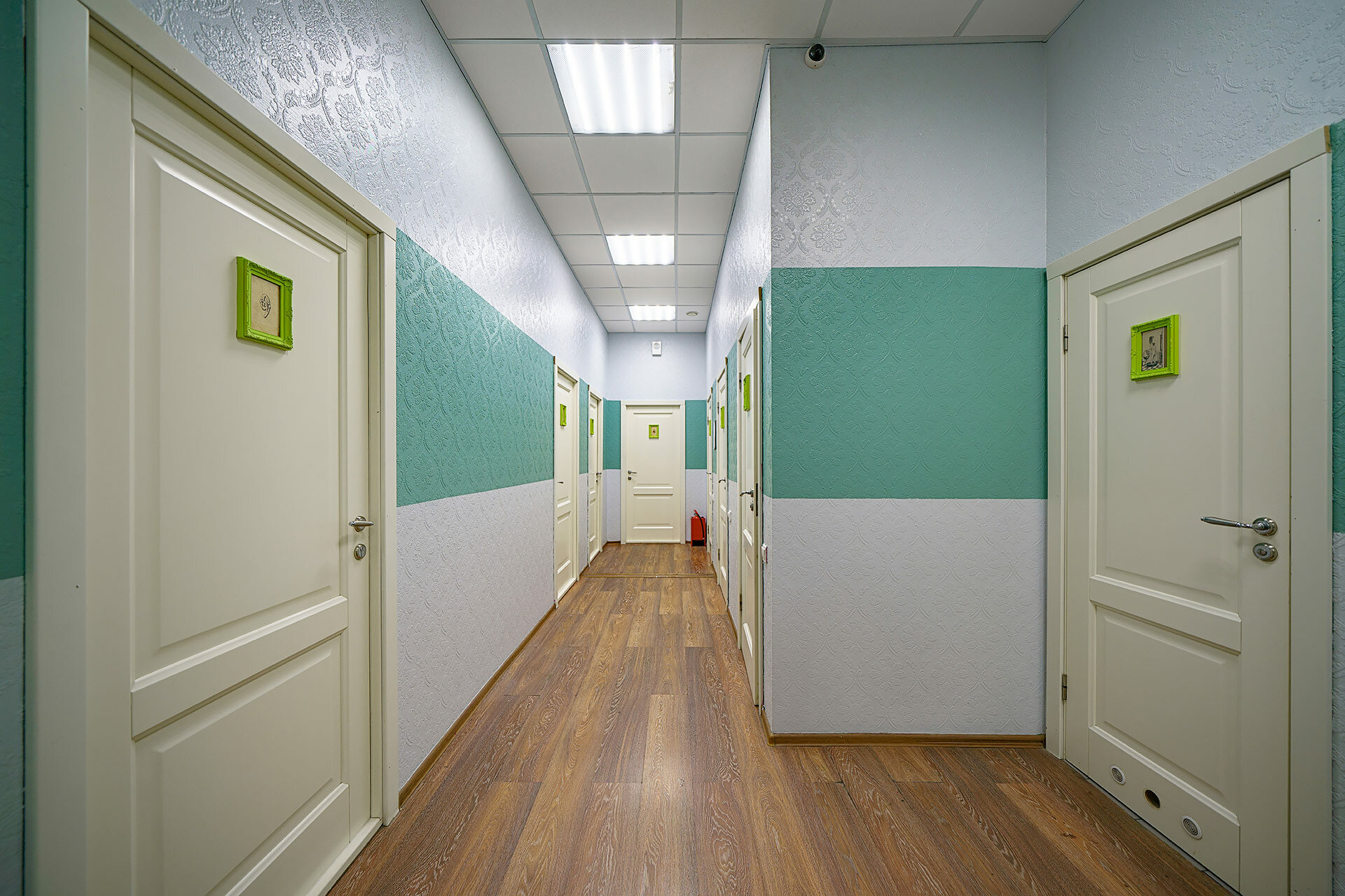 Двухместный номер с 1 кроватью и общей ванной комнатой