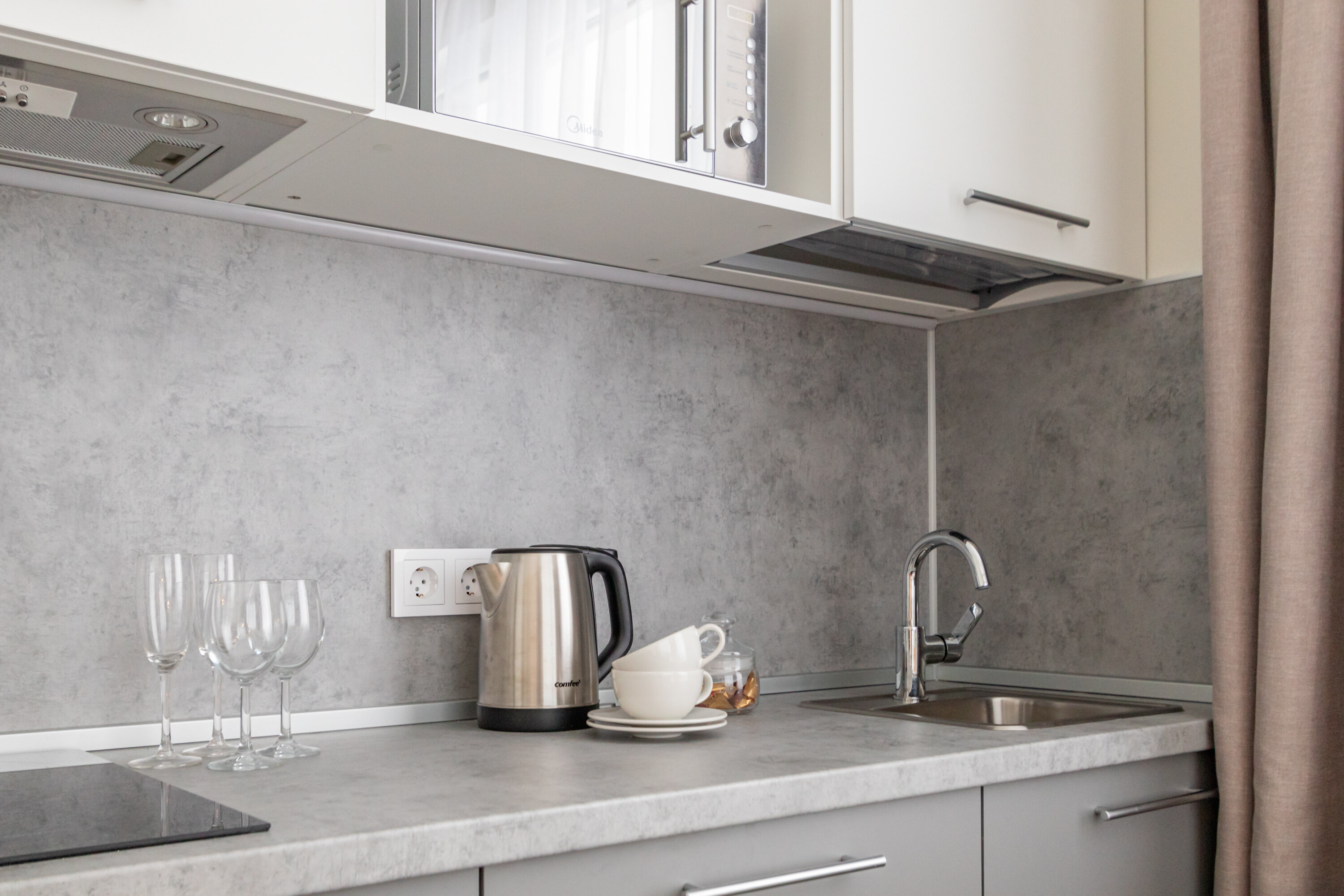 Трехместный номер «Комфорт» с душем