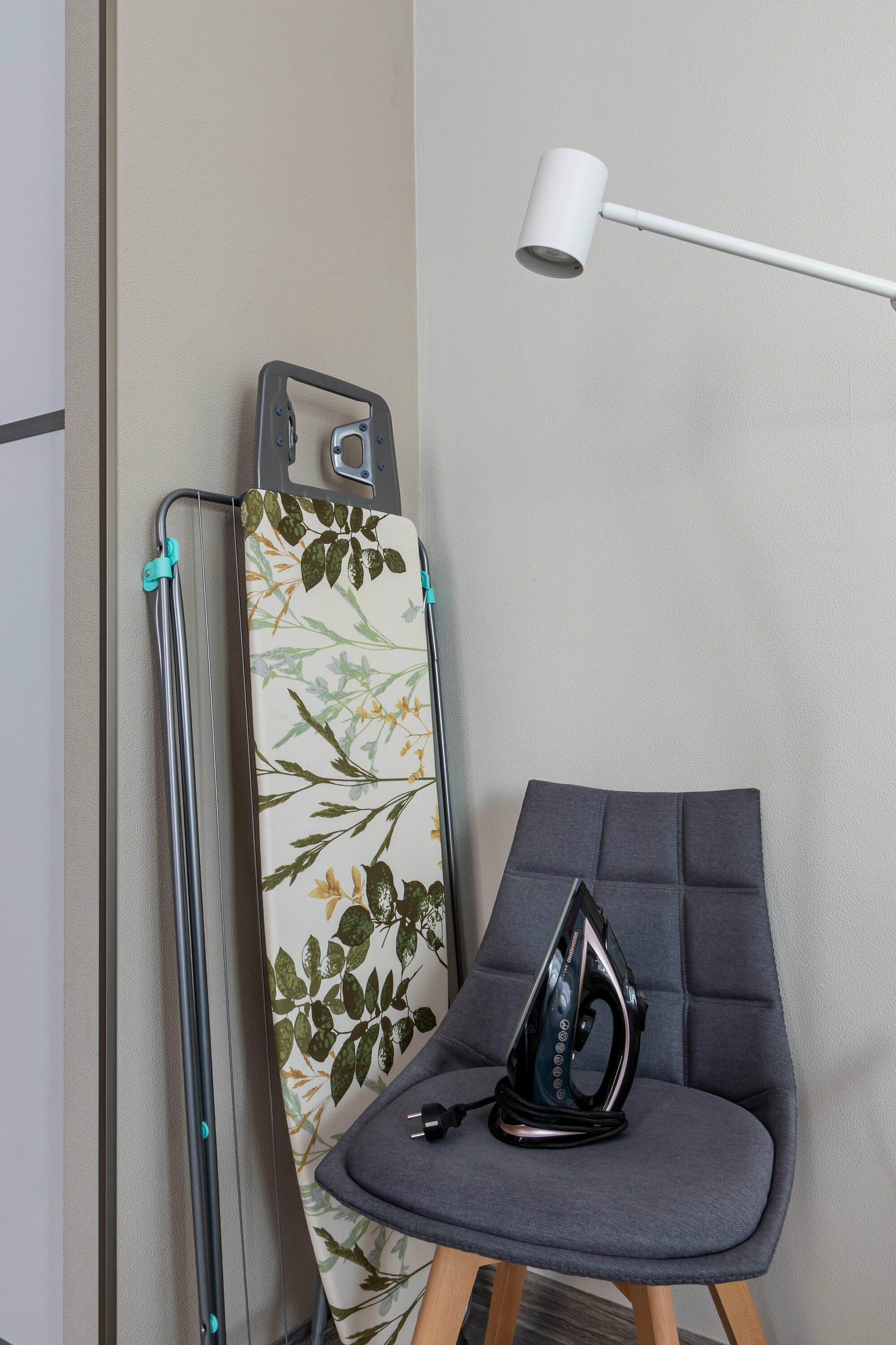 Трехместный номер «Комфорт» с душем