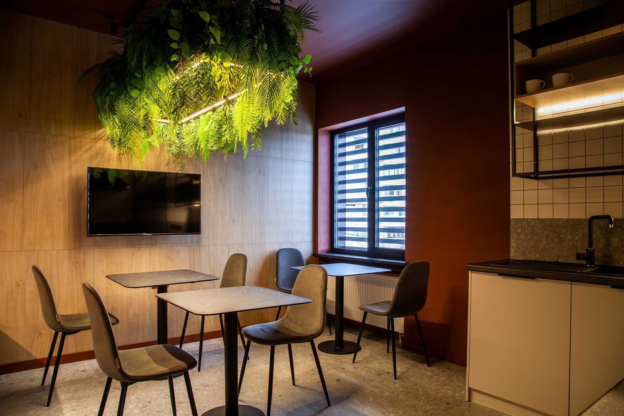 Кровать в общем 8-местном номере